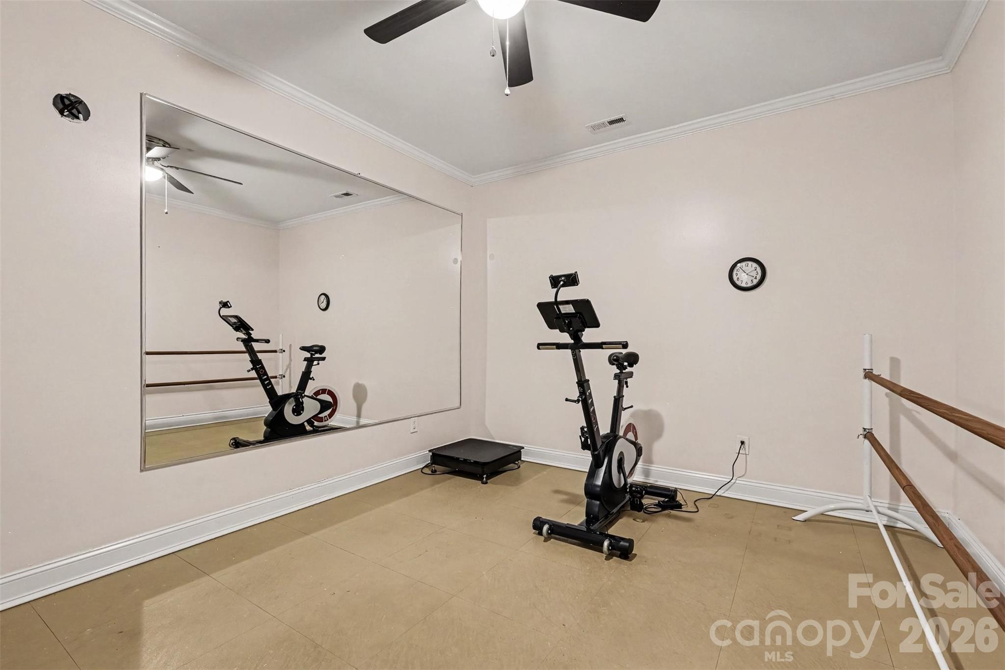 3647 Venetian Way Property Photo 38