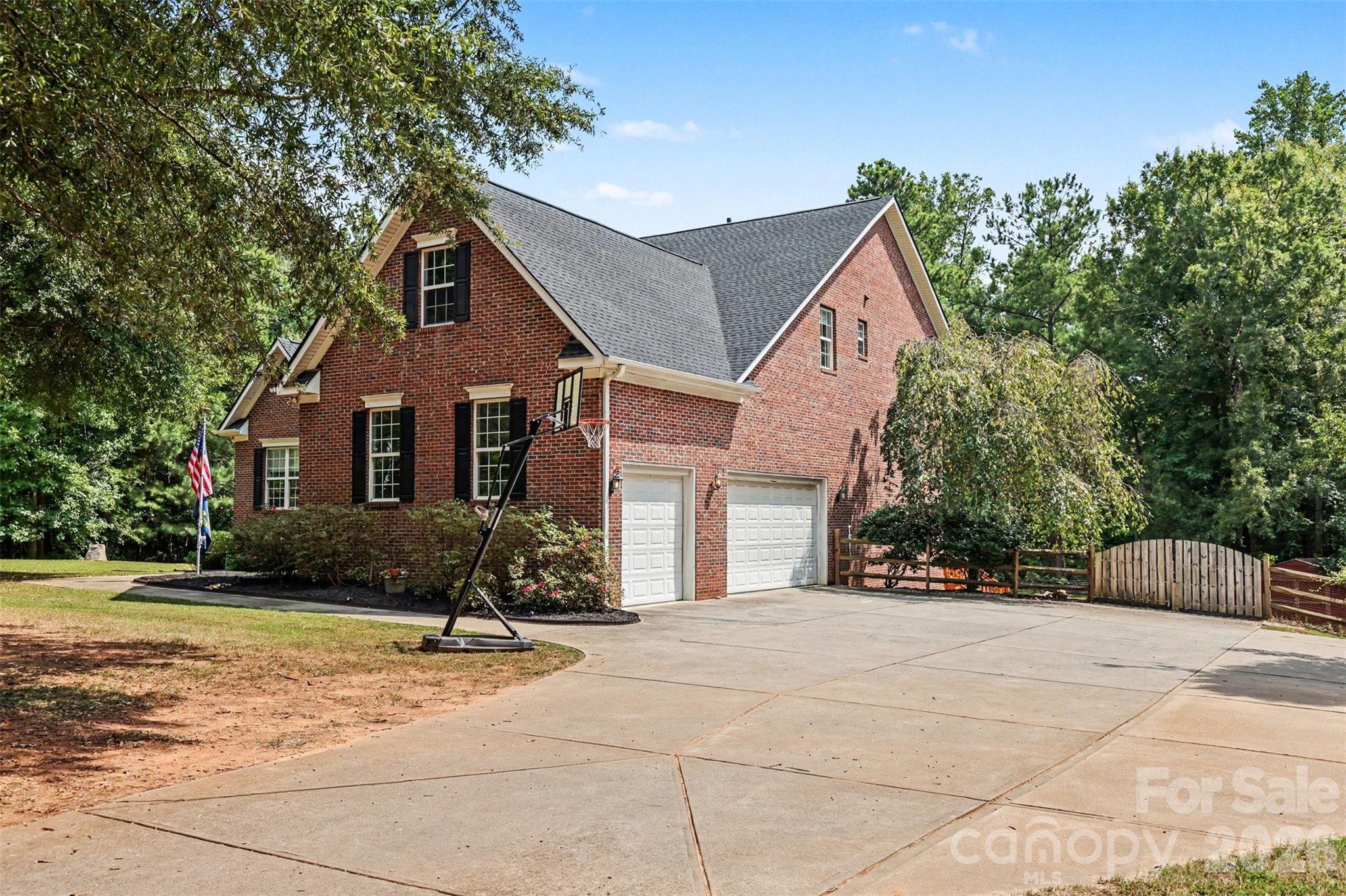 3647 Venetian Way Property Photo 42