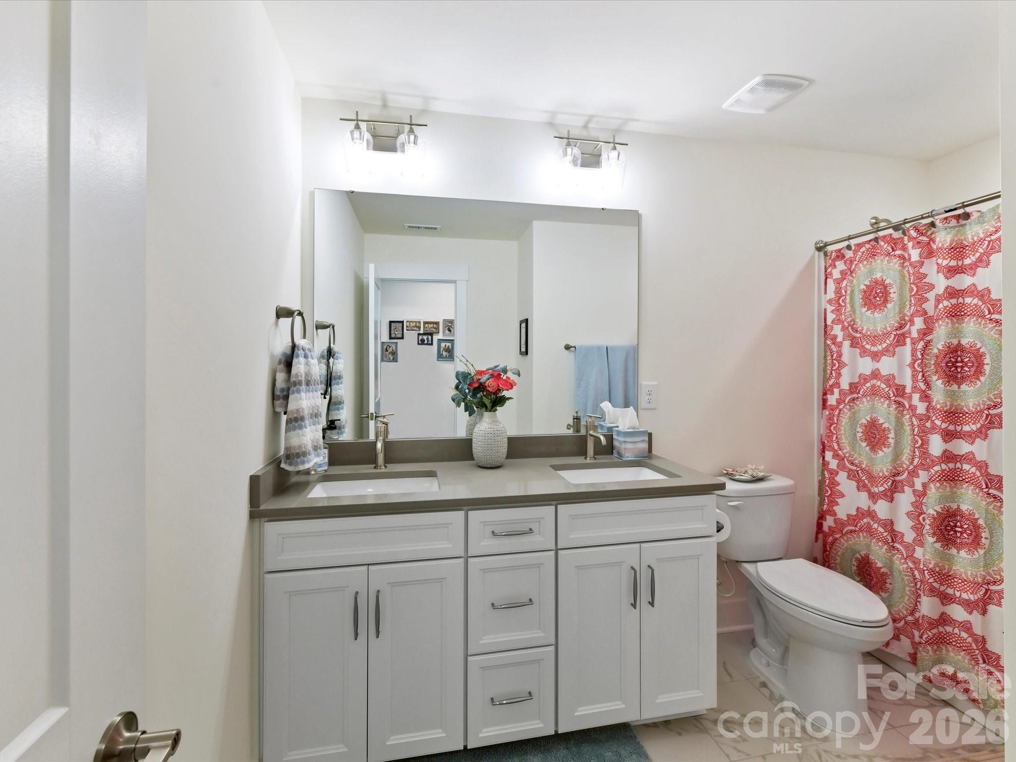109 N Dunlavin Way Property Photo 31