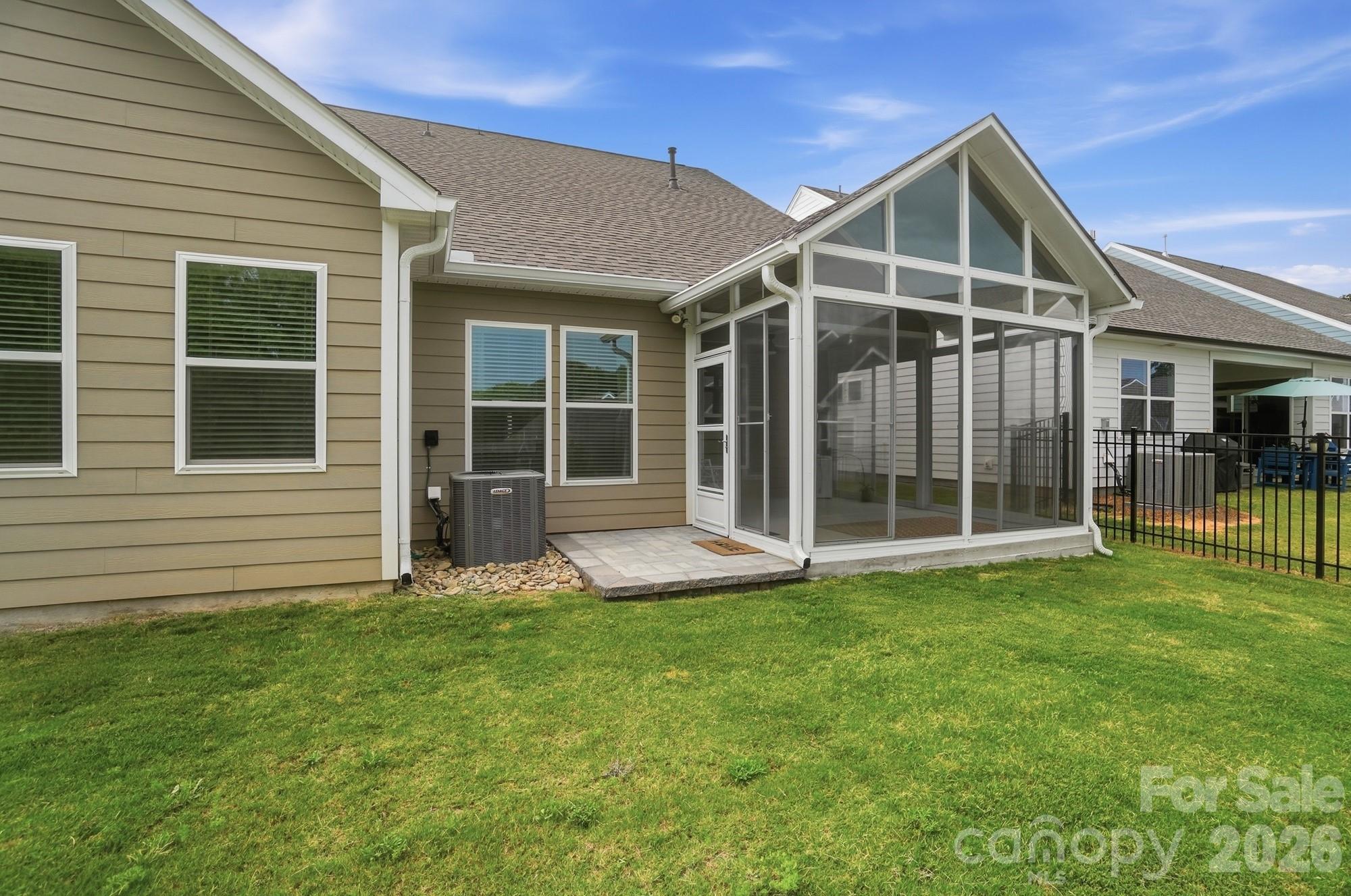 109 N Dunlavin Way Property Photo 37