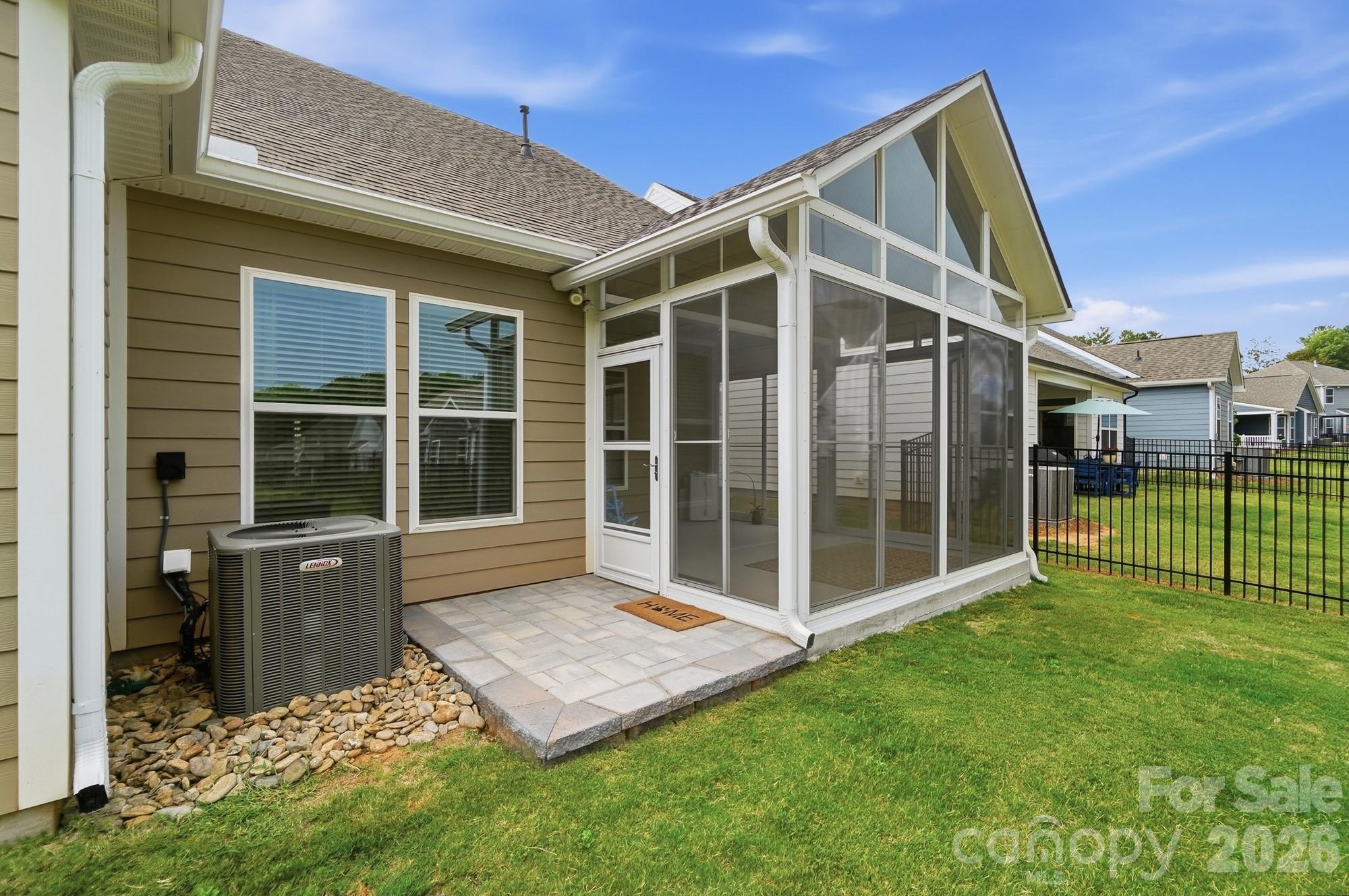 109 N Dunlavin Way Property Photo 41