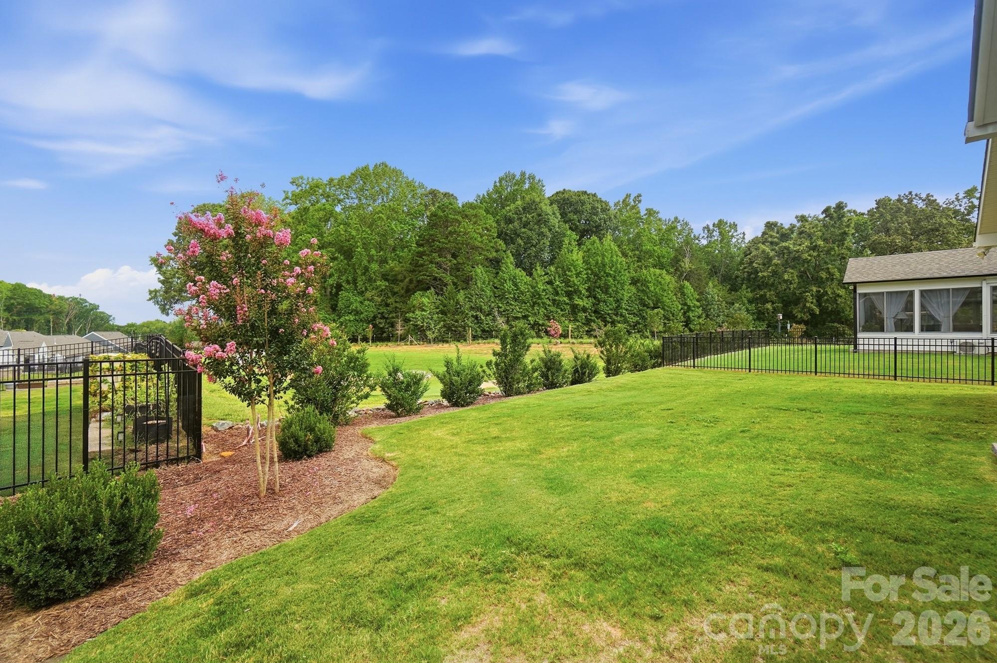 109 N Dunlavin Way Property Photo 42