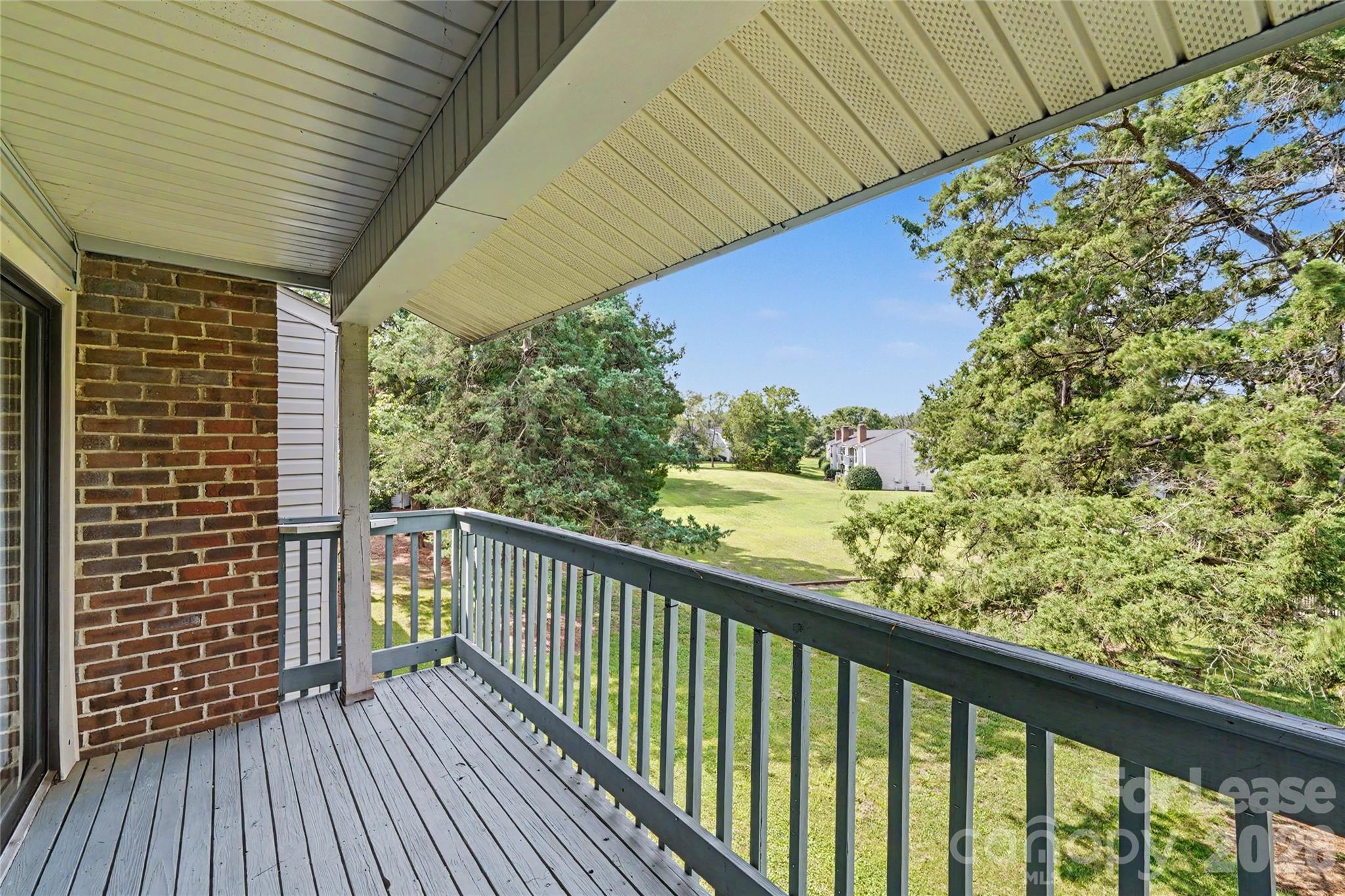 10971 Harrowfield Road Property Photo 4