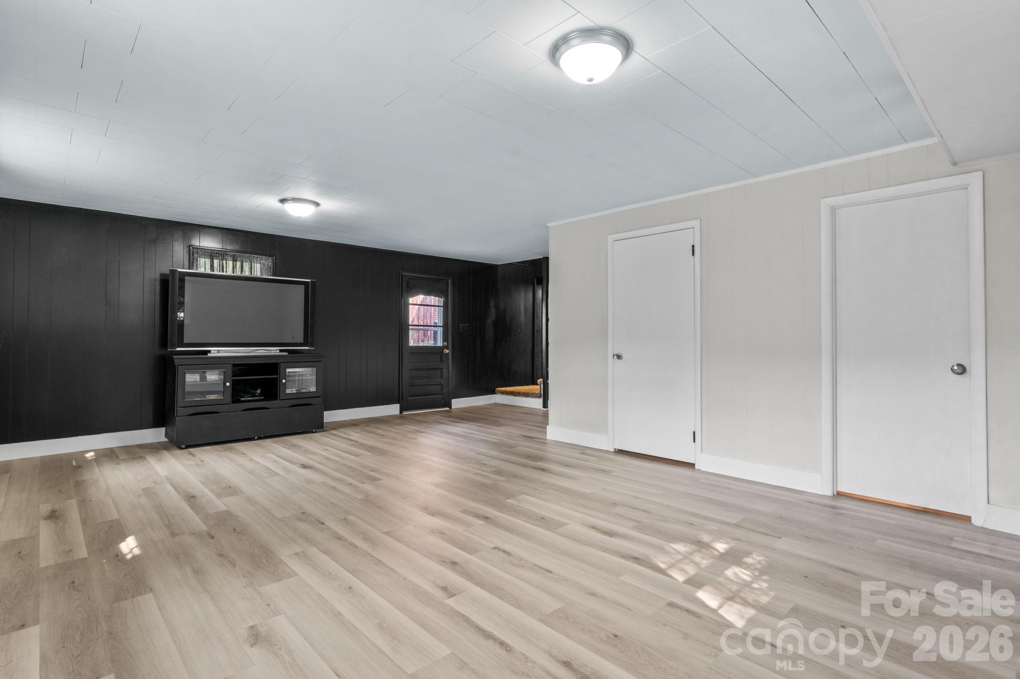 2210 19th Avenue Property Photo 27