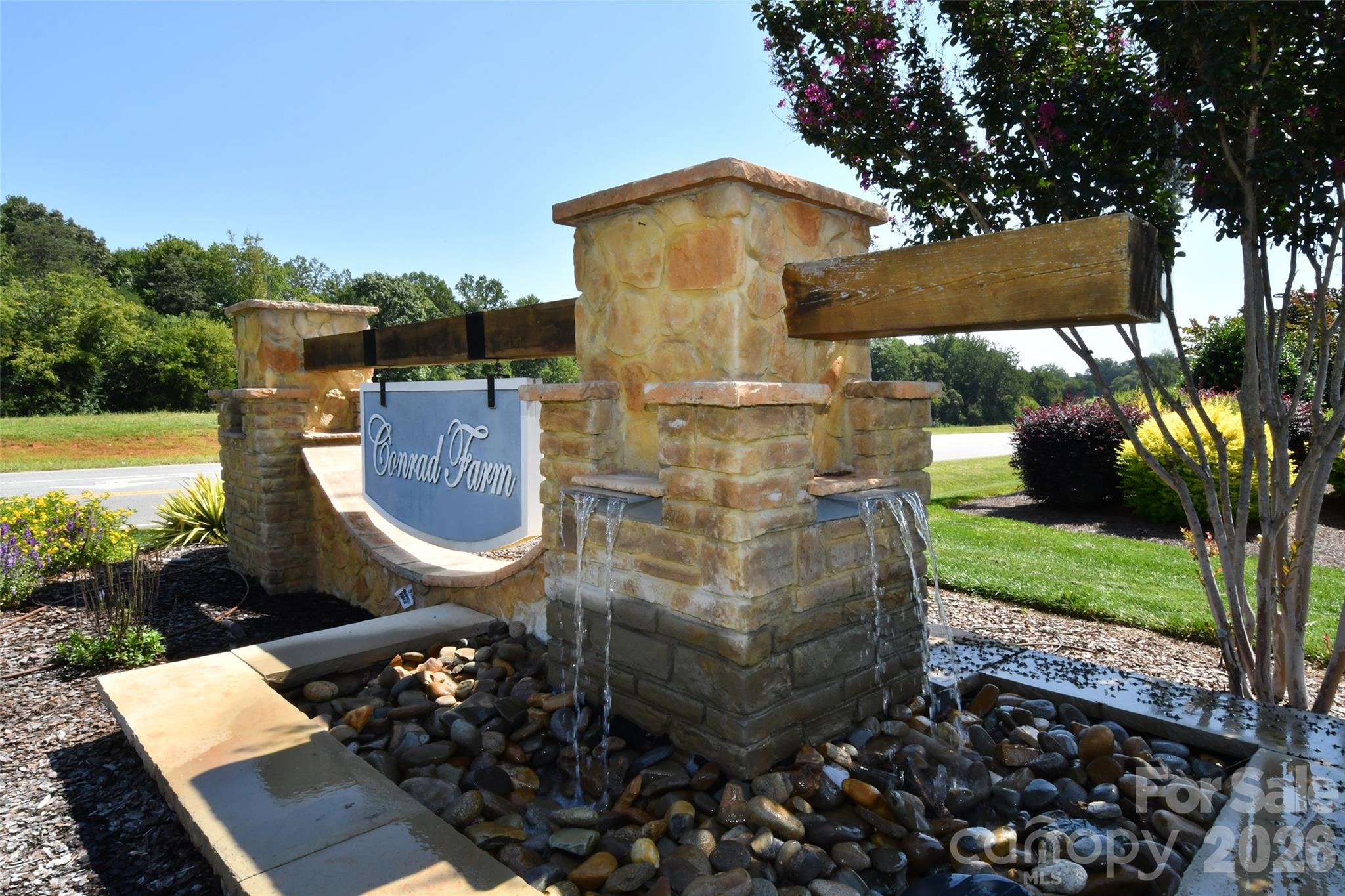 2179 Spring Wind Road Property Photo 2