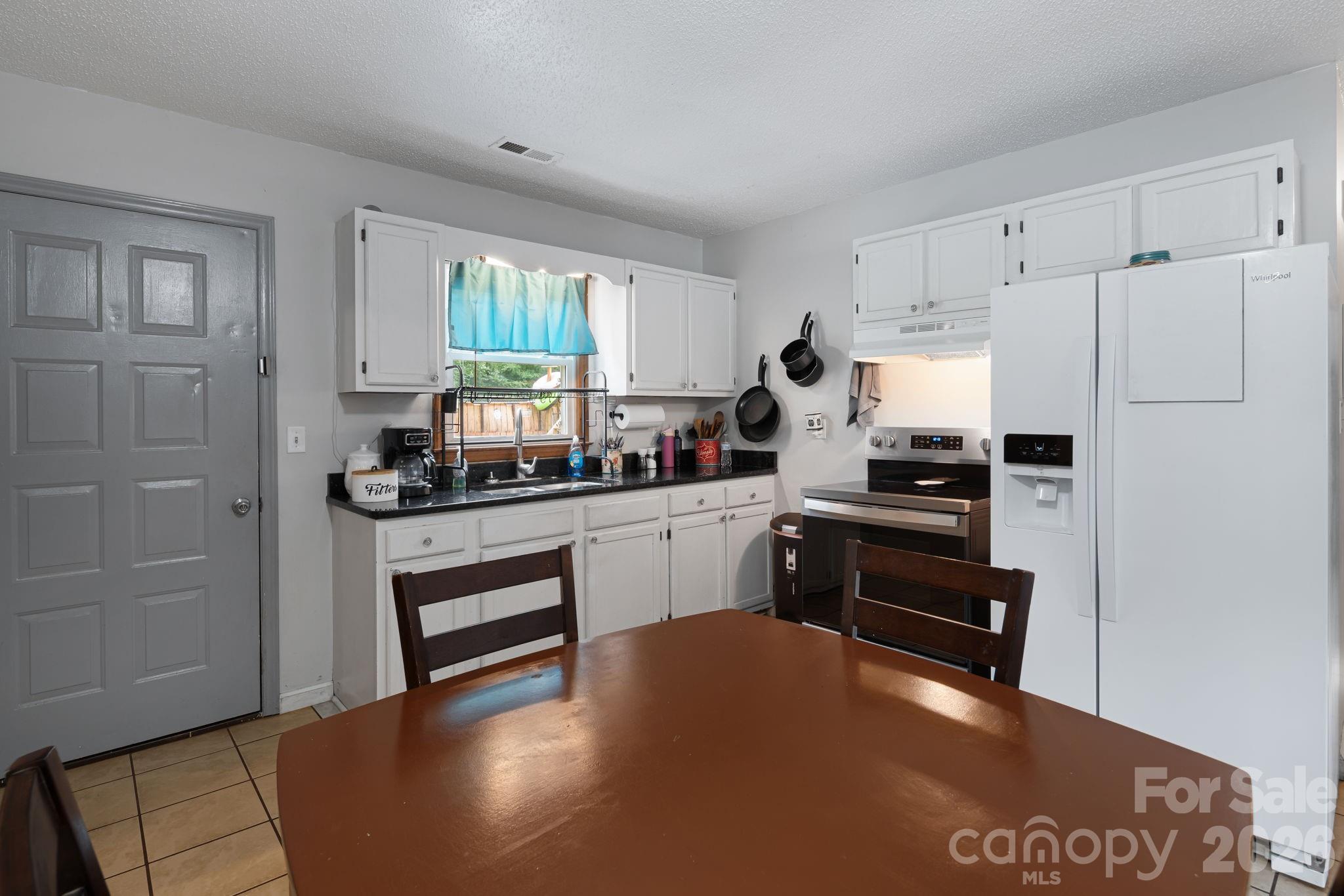 150 Hillbrook Drive Property Photo 3