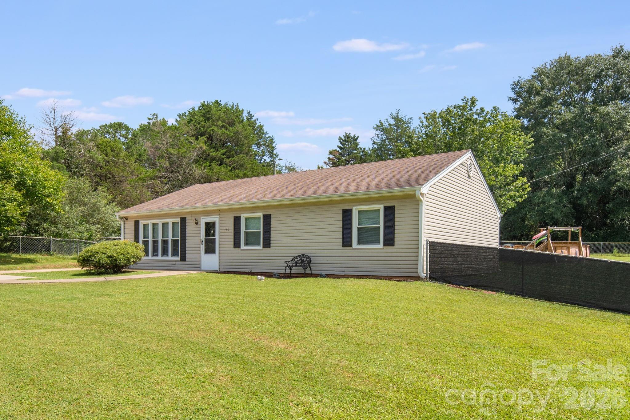 150 Hillbrook Drive Property Photo 18