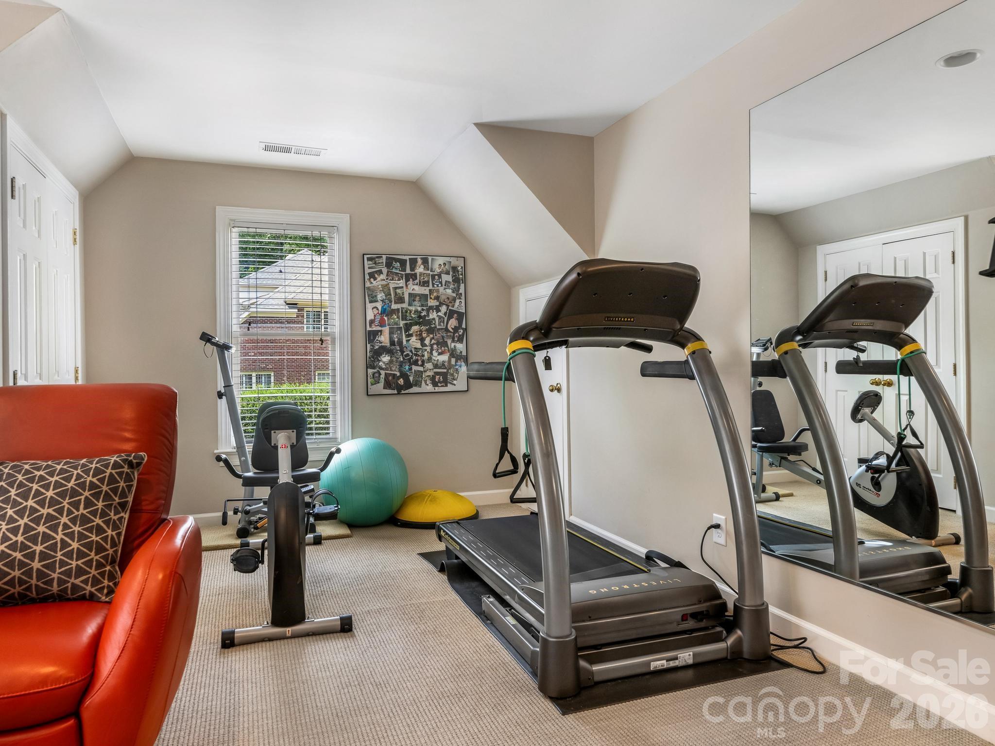 213 Summermore Drive Property Photo 28