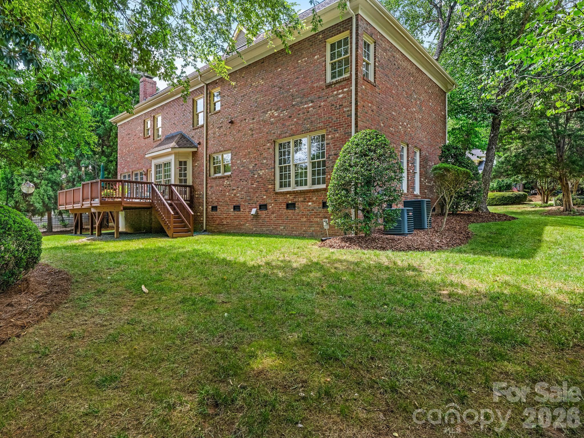 213 Summermore Drive Property Photo 30