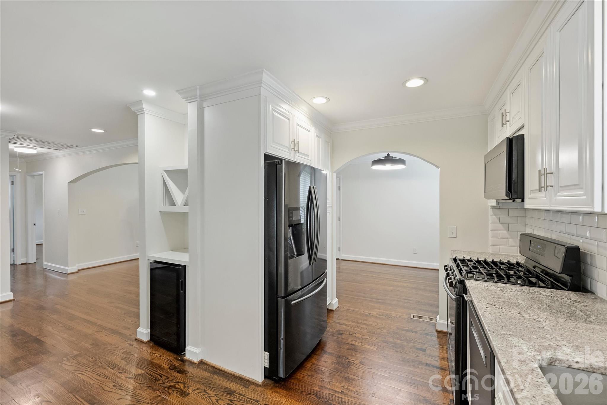 4824 Gilmore Drive Property Photo 14