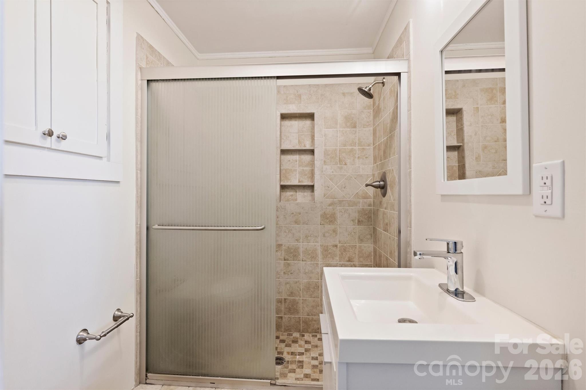 4824 Gilmore Drive Property Photo 23