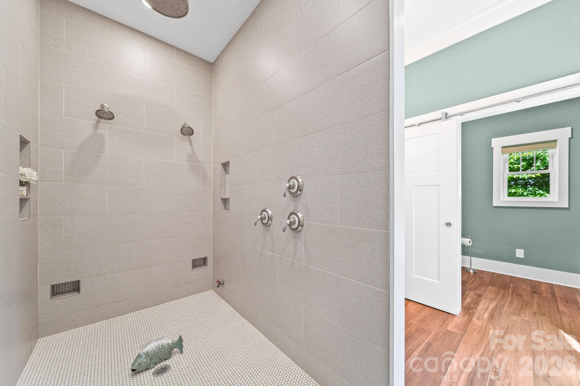 3033 Dodsworth Drive Property Photo 22