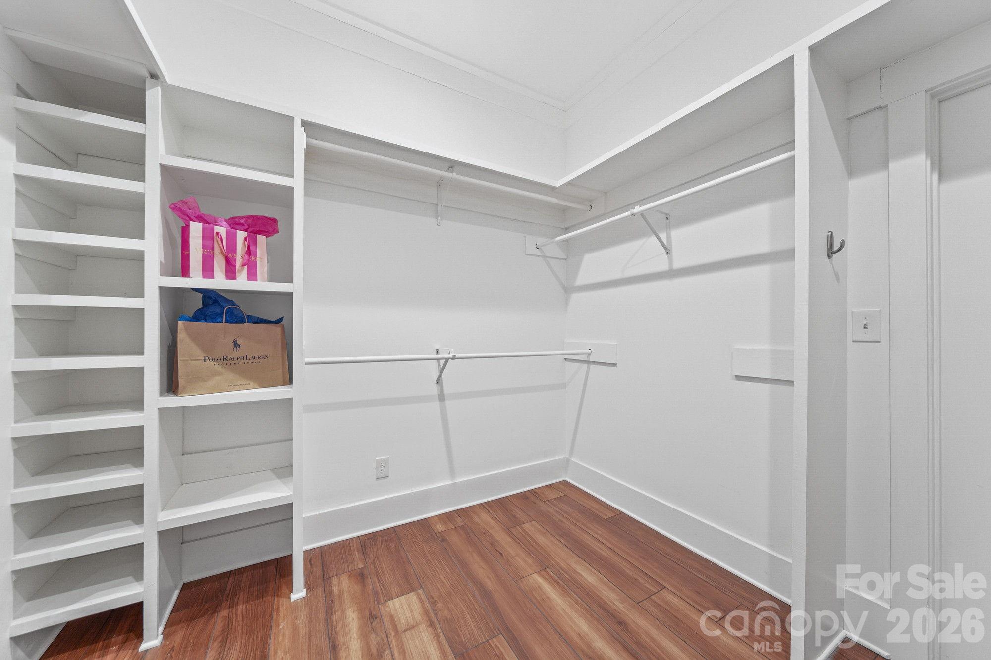 3033 Dodsworth Drive Property Photo 23