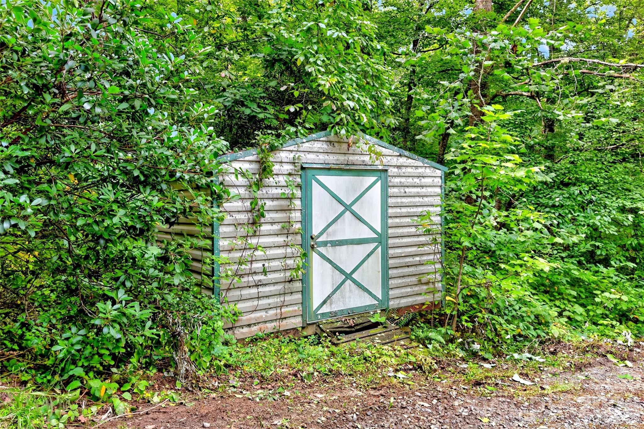 111 Walkertown Road Property Photo 8