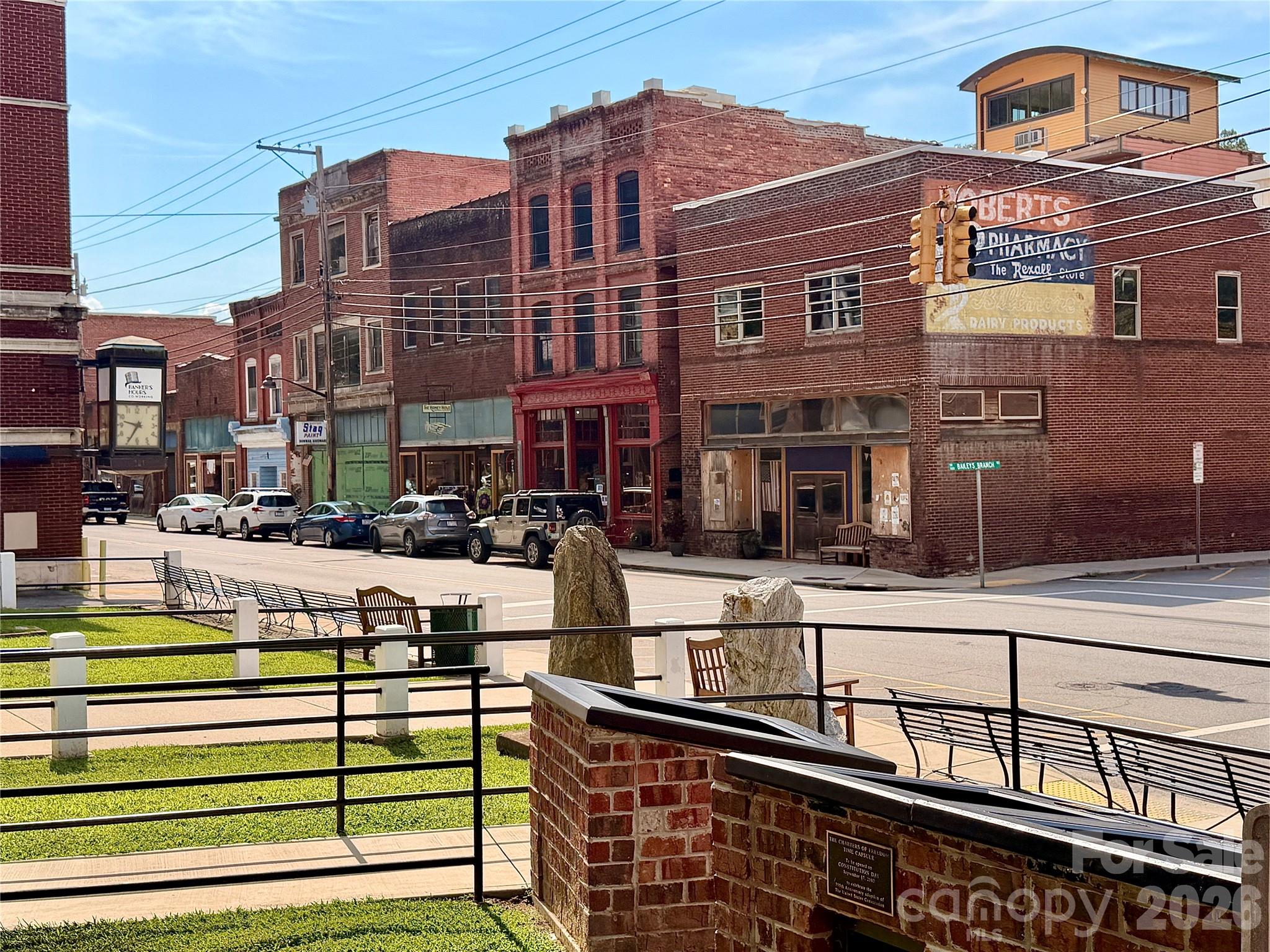 20 S Main Street Property Photo 4