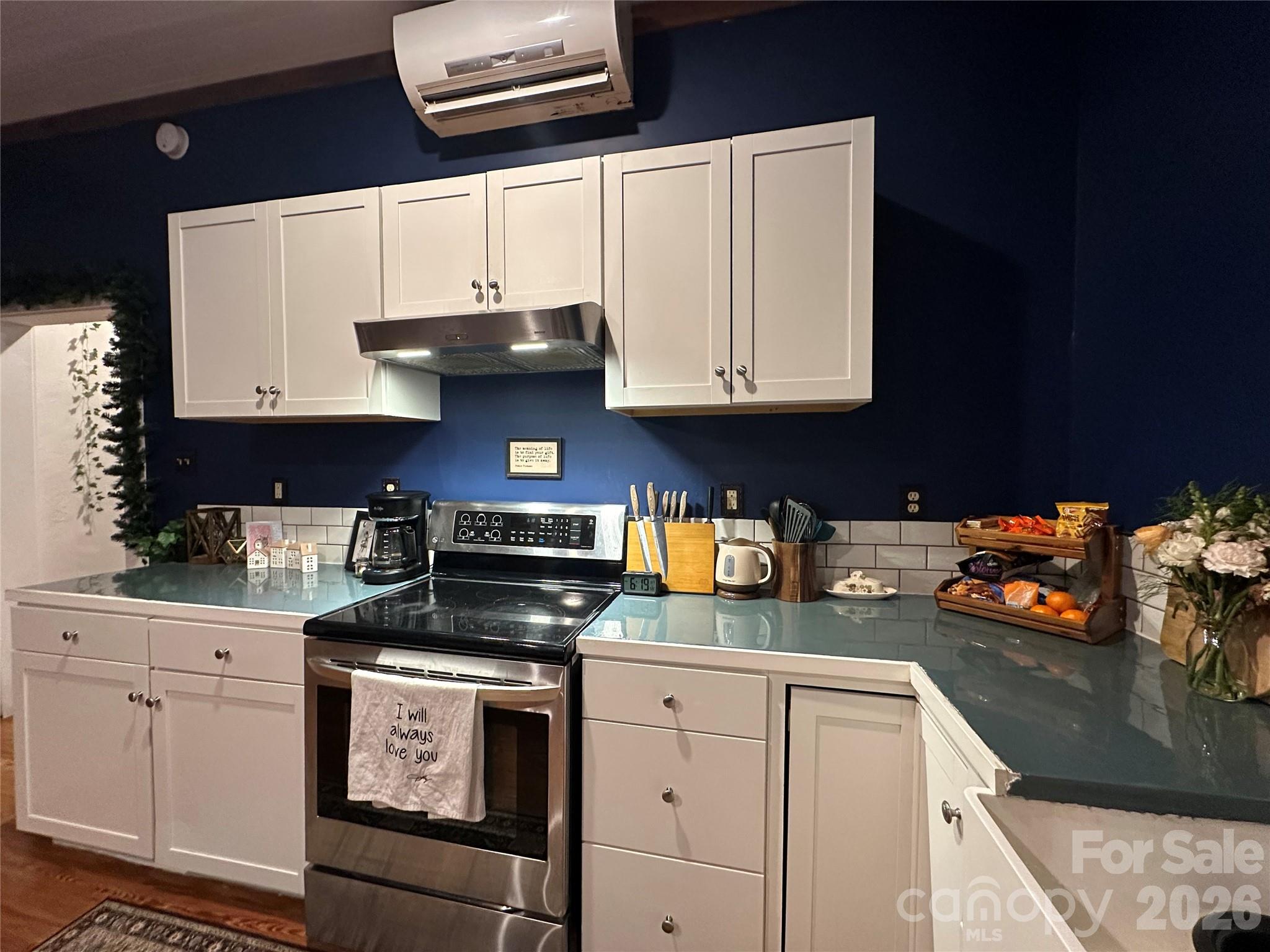 20 S Main Street Property Photo 11