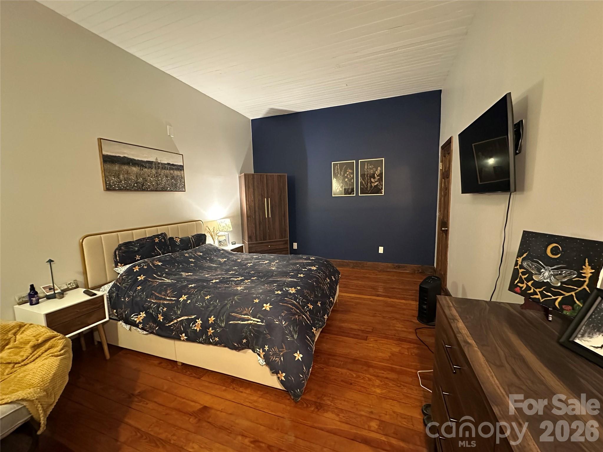 20 S Main Street Property Photo 18