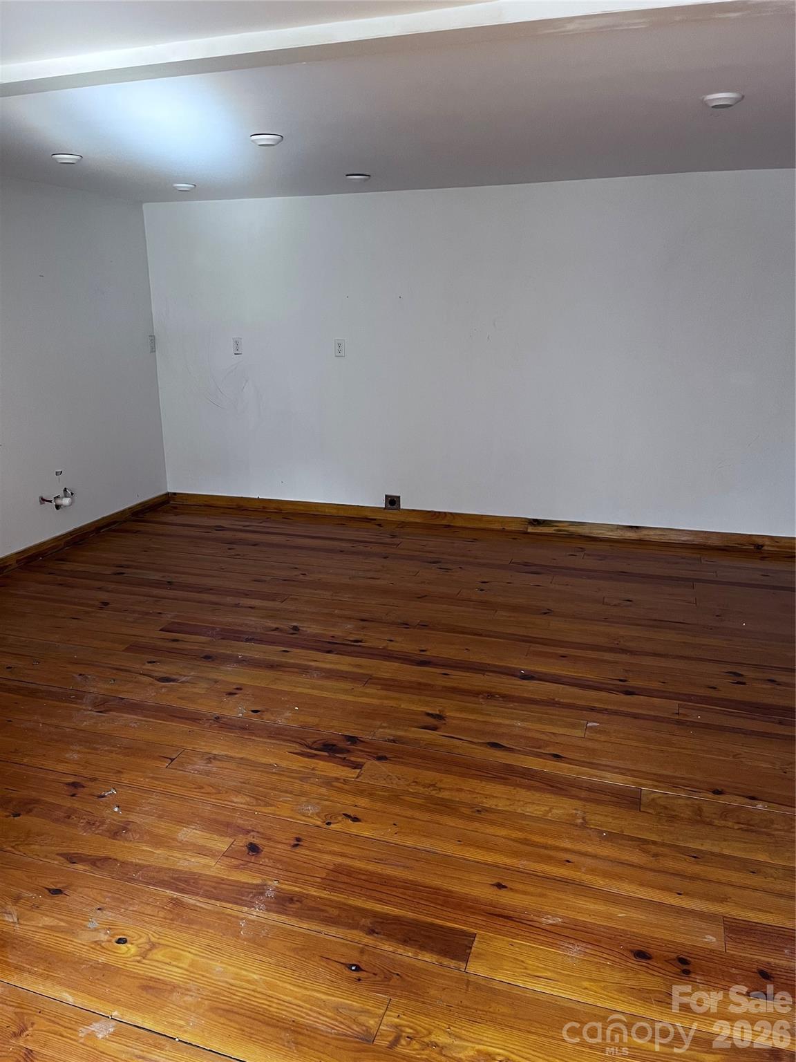 20 S Main Street Property Photo 23