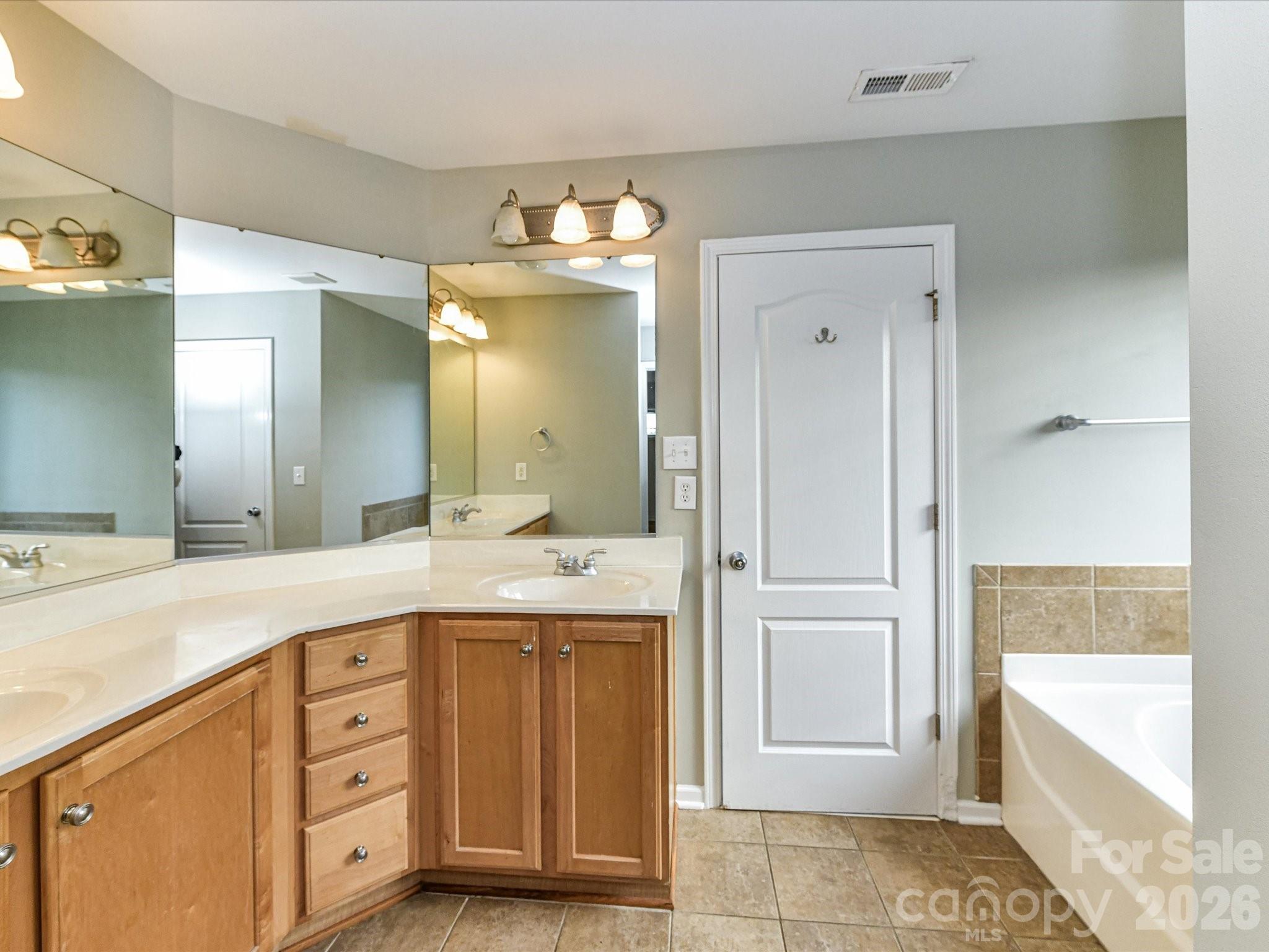 4120 Pumpkin Place Property Photo 35