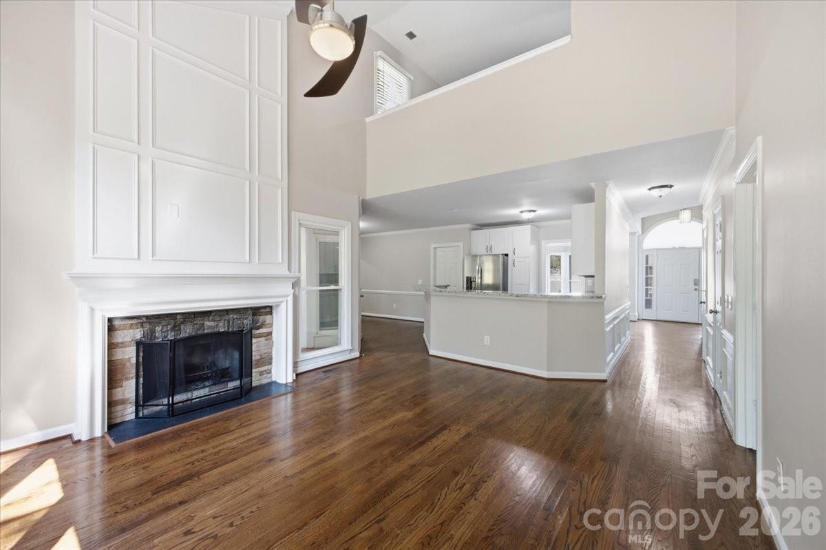 9011 Coleshire Court Property Photo 8