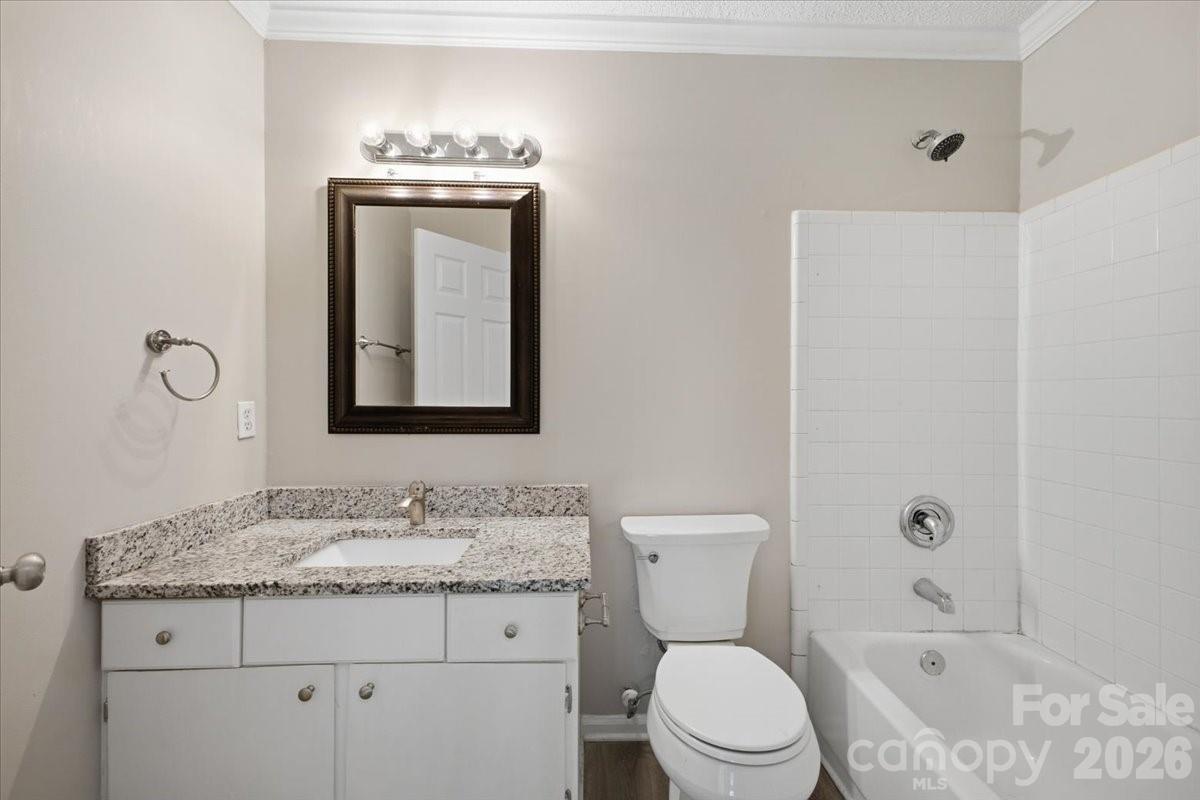 9011 Coleshire Court Property Photo 22