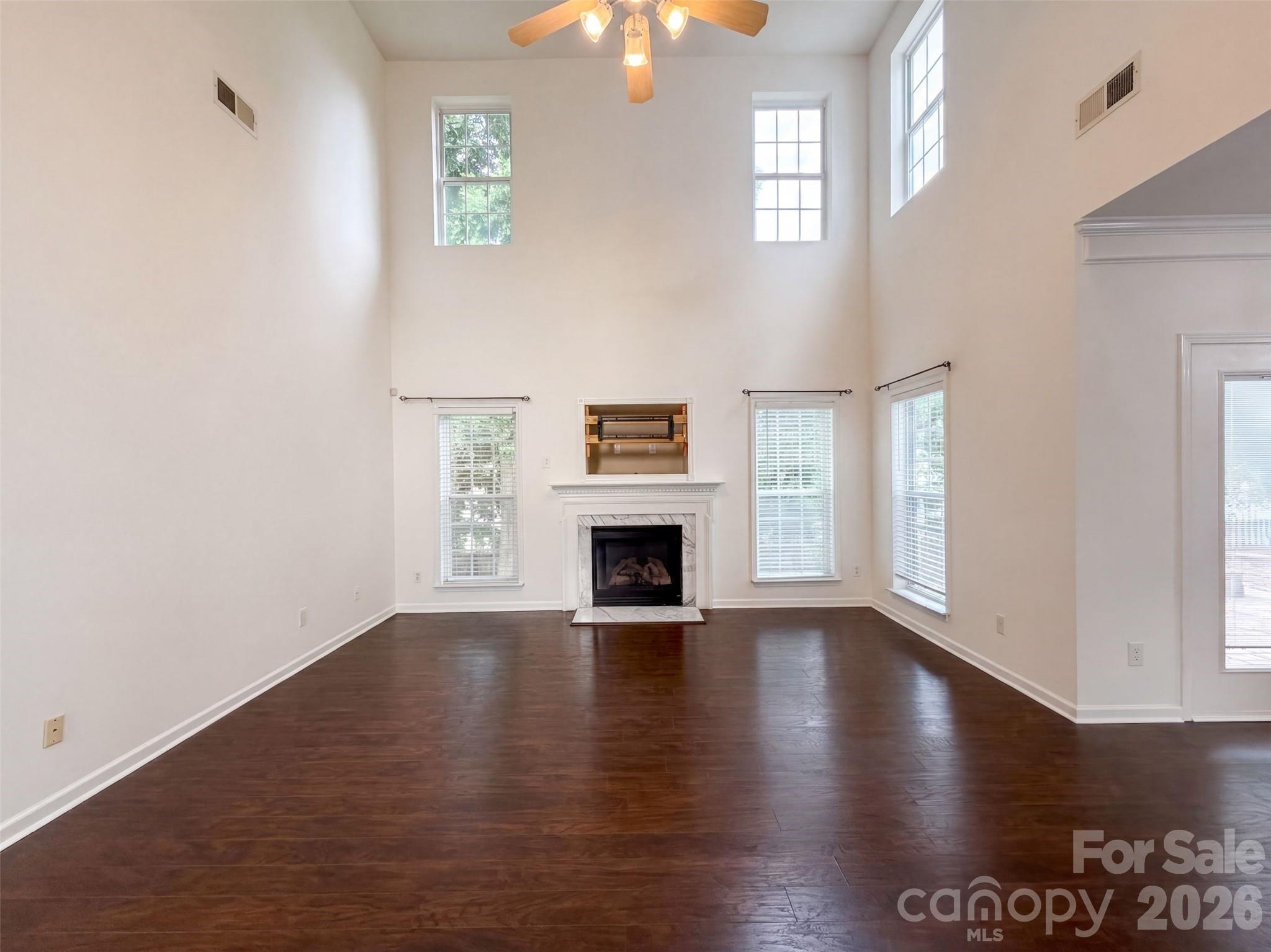 3708 Leela Palace Way Property Photo 3