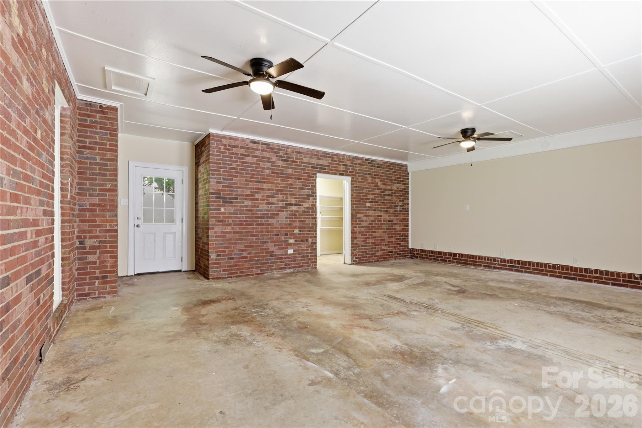 2819 Randolph Road Property Photo 15