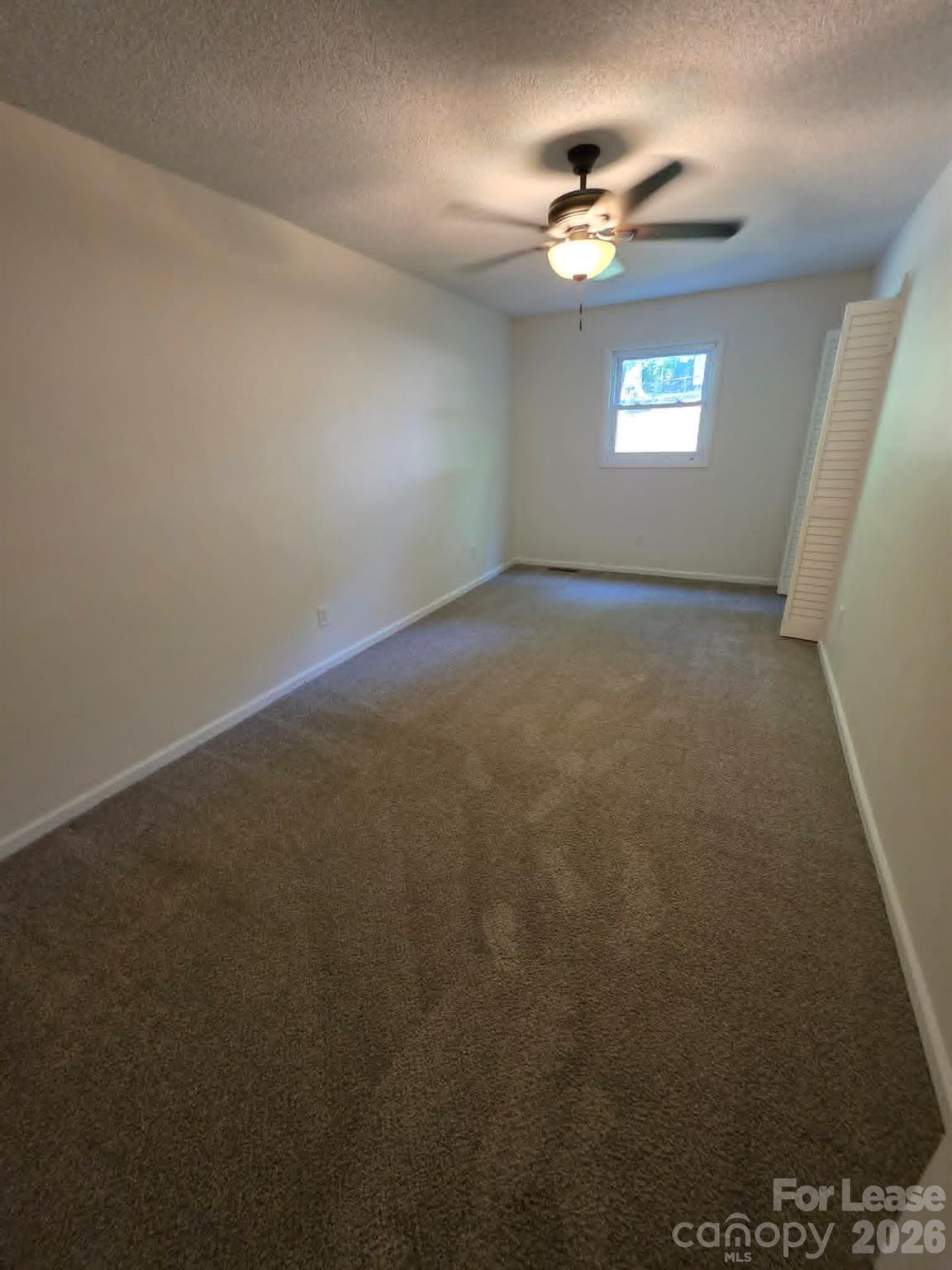 804 Carolyn Drive Property Photo 5