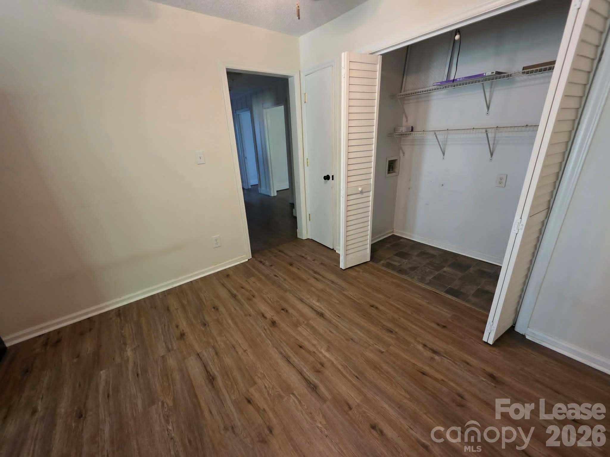 804 Carolyn Drive Property Photo 9