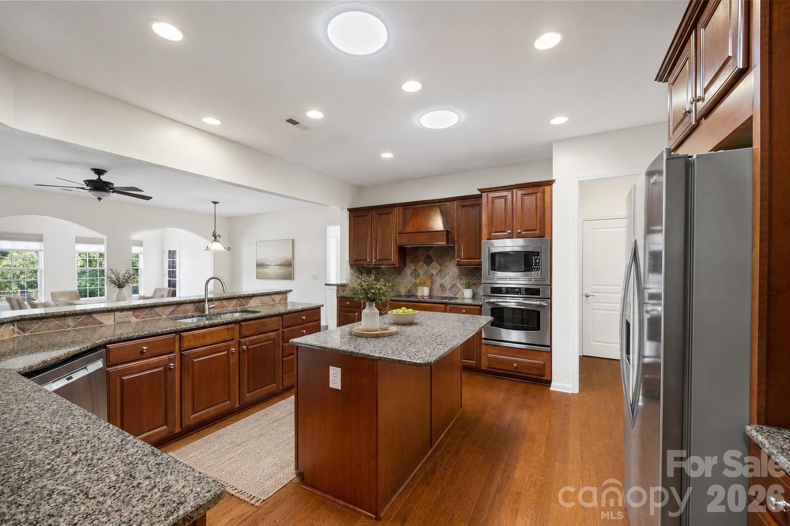 37421 Mandrake Court Property Photo 10