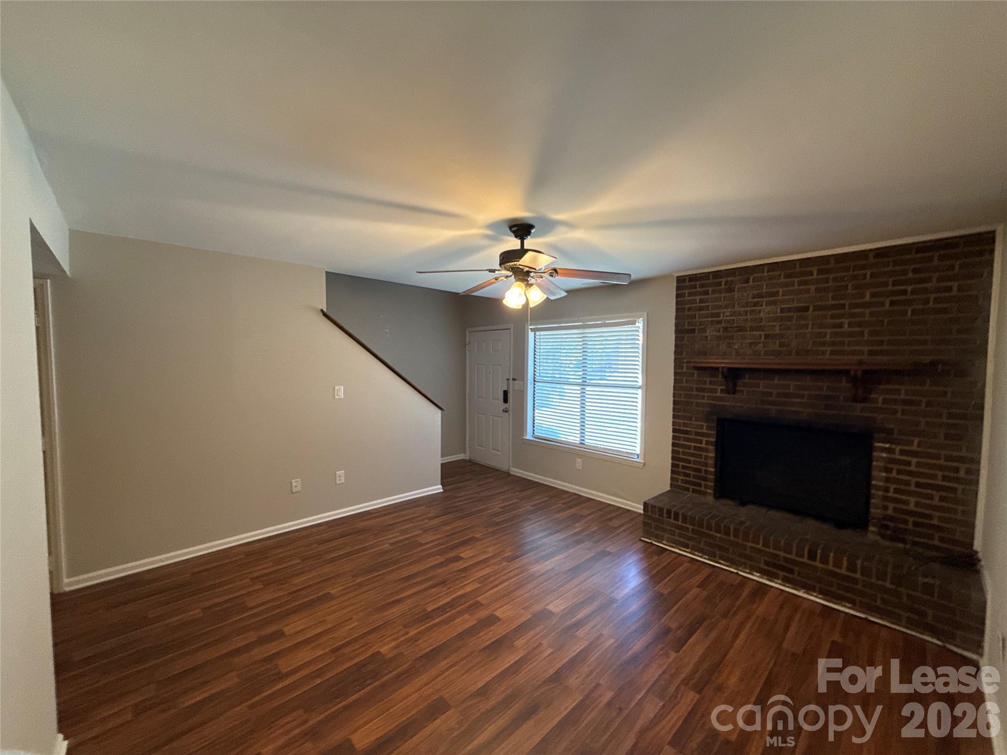 2325 Brookview Court Property Photo 3