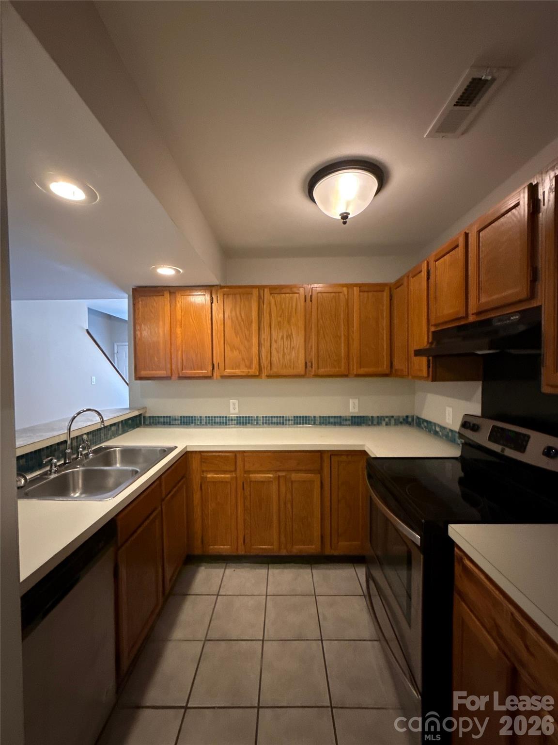 2325 Brookview Court Property Photo 6