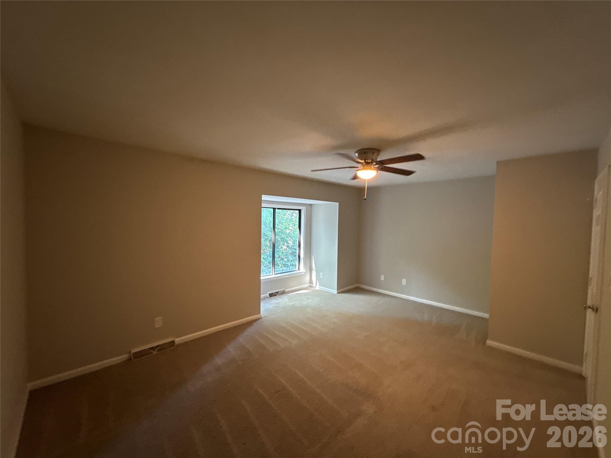 2325 Brookview Court Property Photo 8