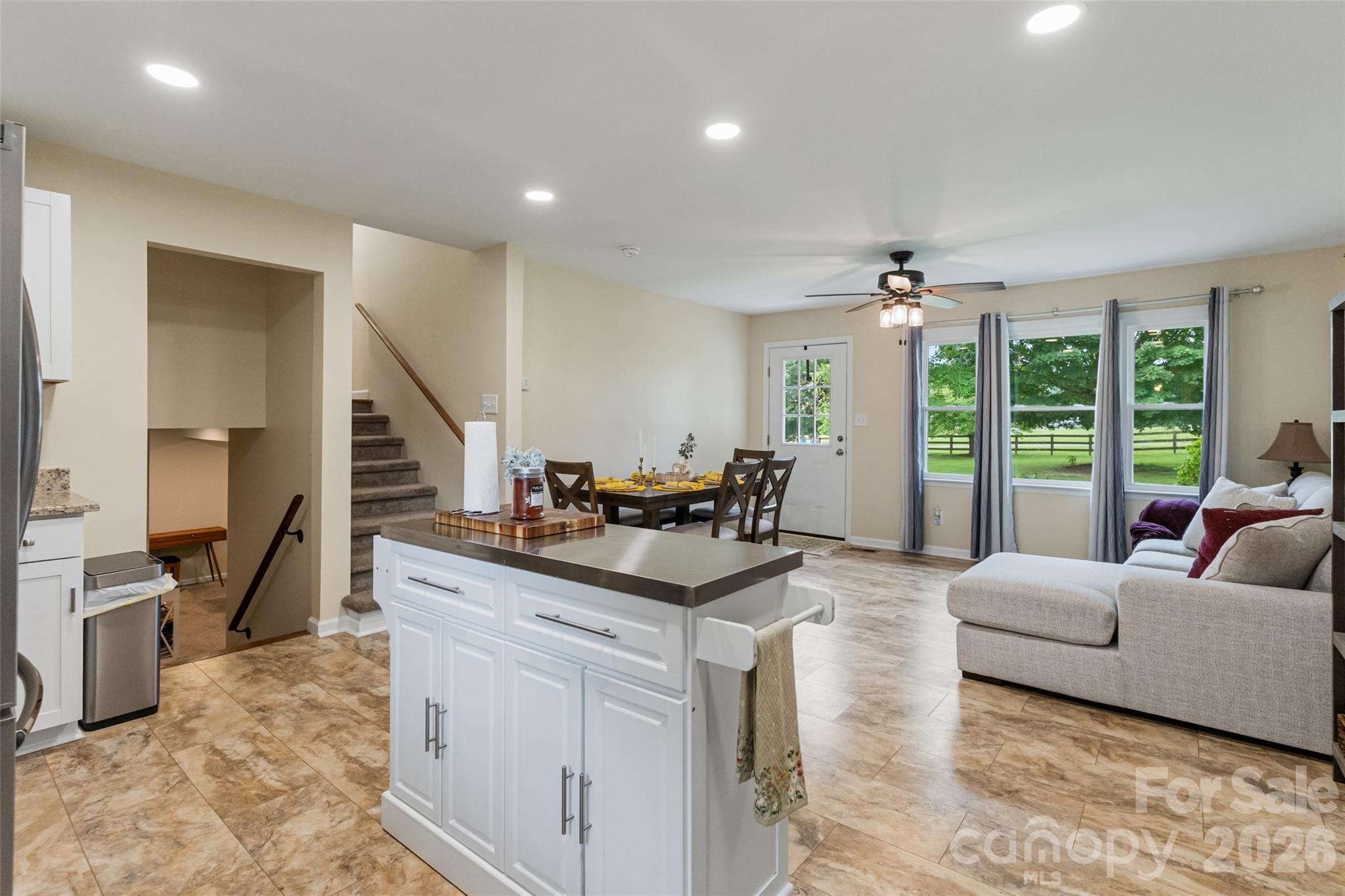 6060 Lineberger Road Property Photo 10