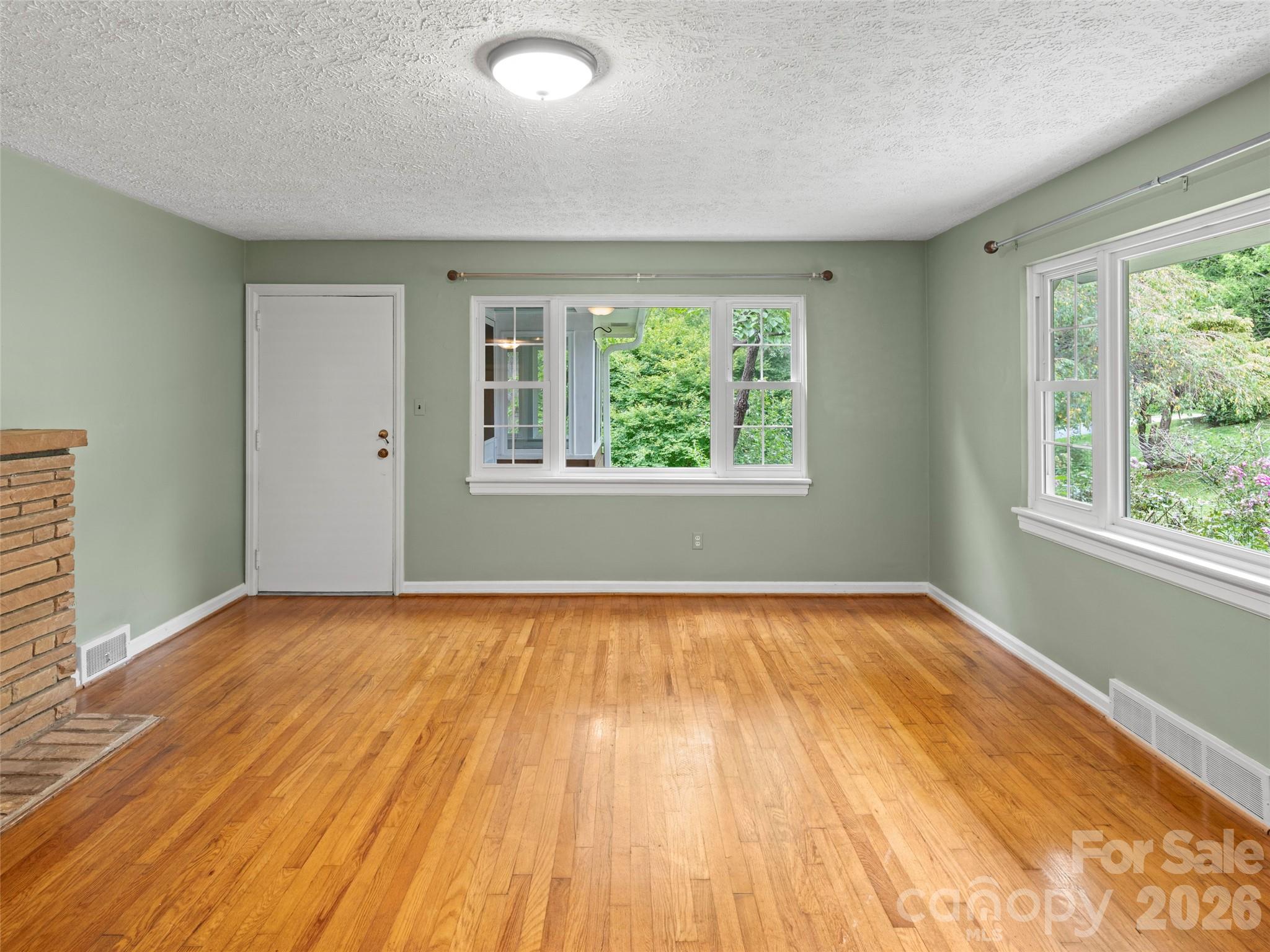 209 White Pine Drive Property Photo 12