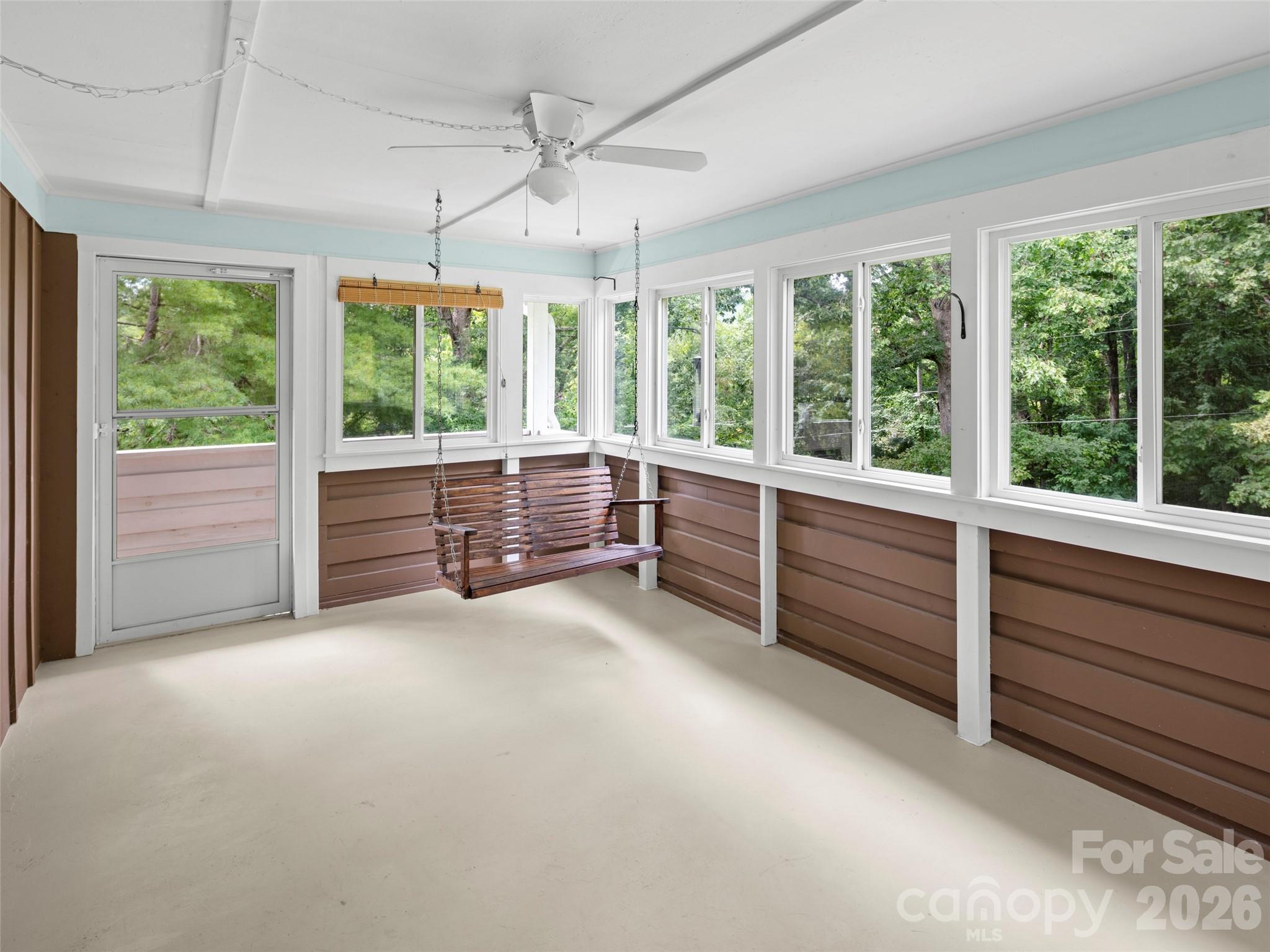 209 White Pine Drive Property Photo 22