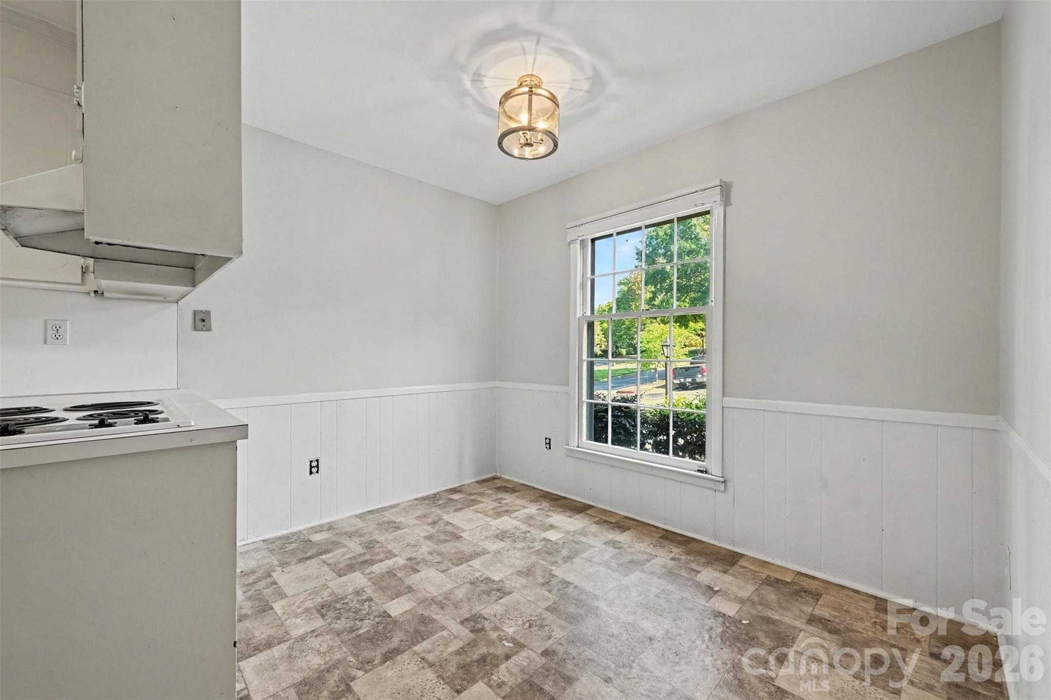 6727 Constitution Lane Property Photo 16