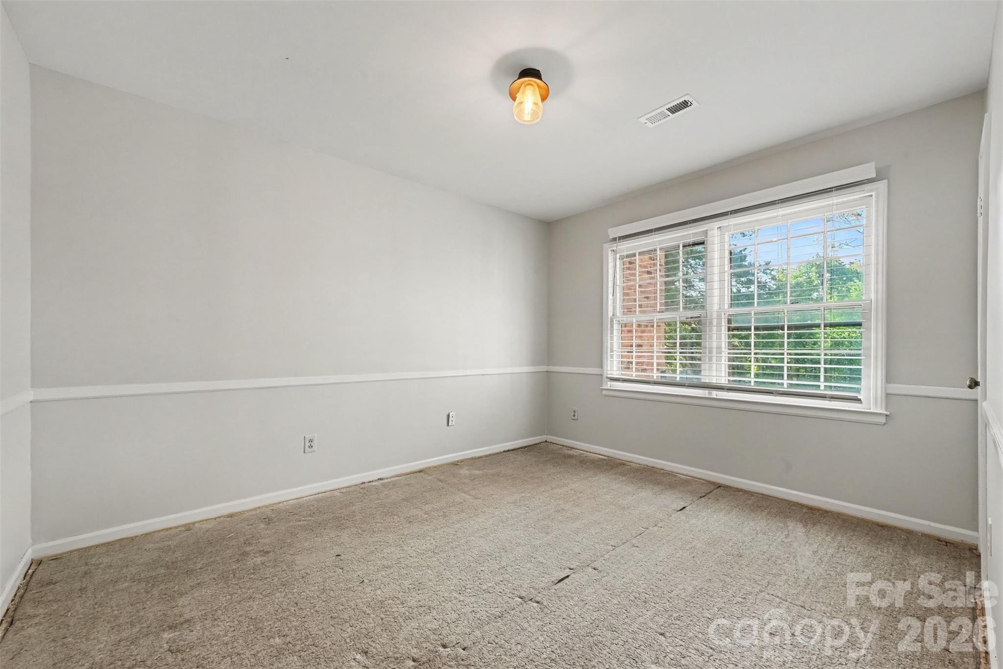 6727 Constitution Lane Property Photo 24
