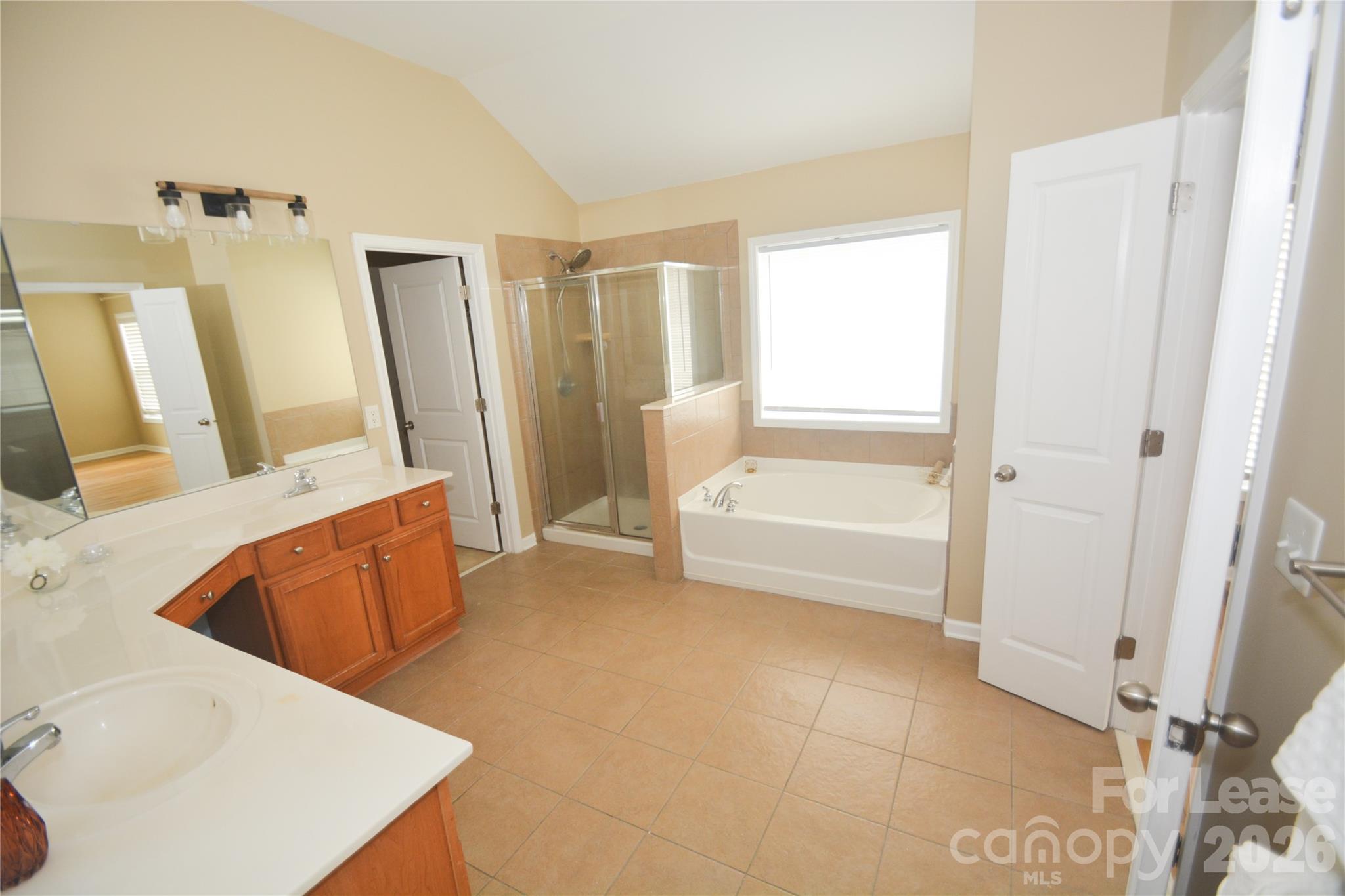 10605 Greenhead View Road Property Photo 20