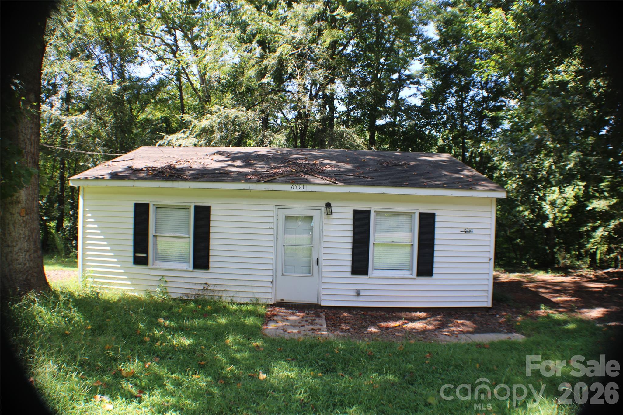 6791 Glover Lane Property Photo 1