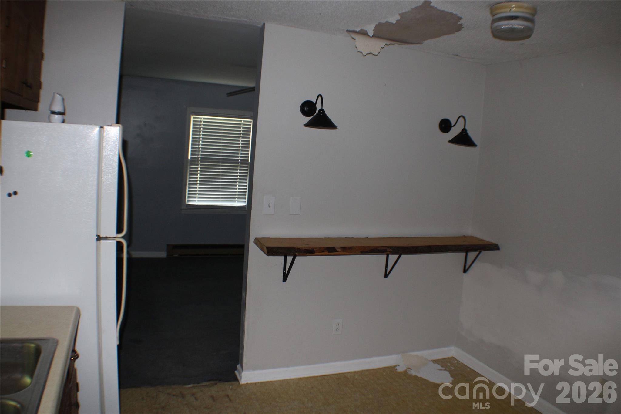 6791 Glover Lane Property Photo 5