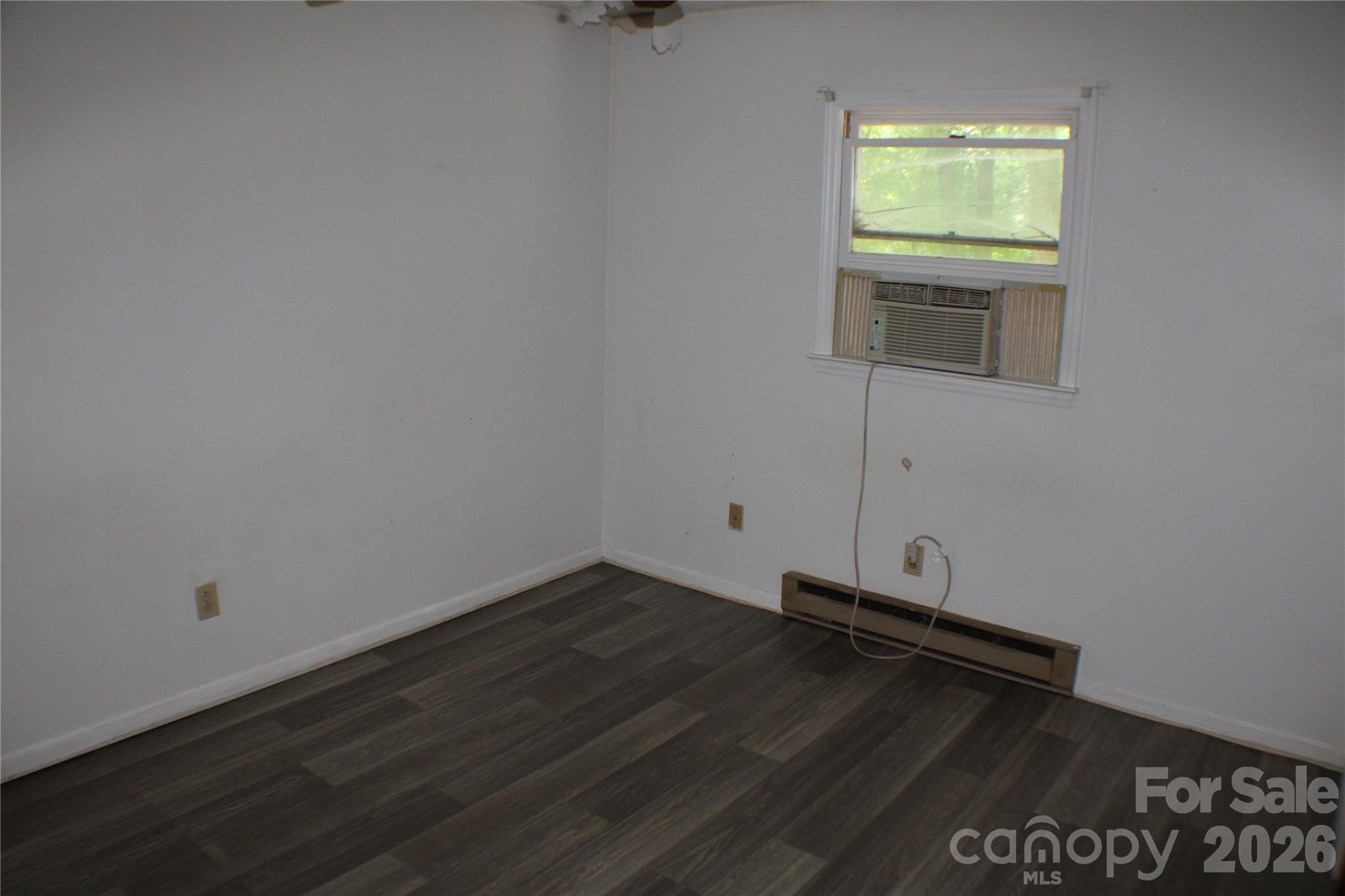 6791 Glover Lane Property Photo 8