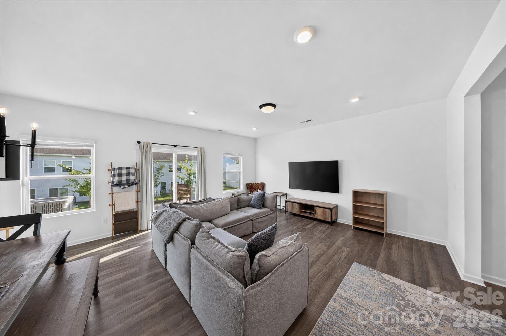 4085 Claret Cup Drive Property Photo 7