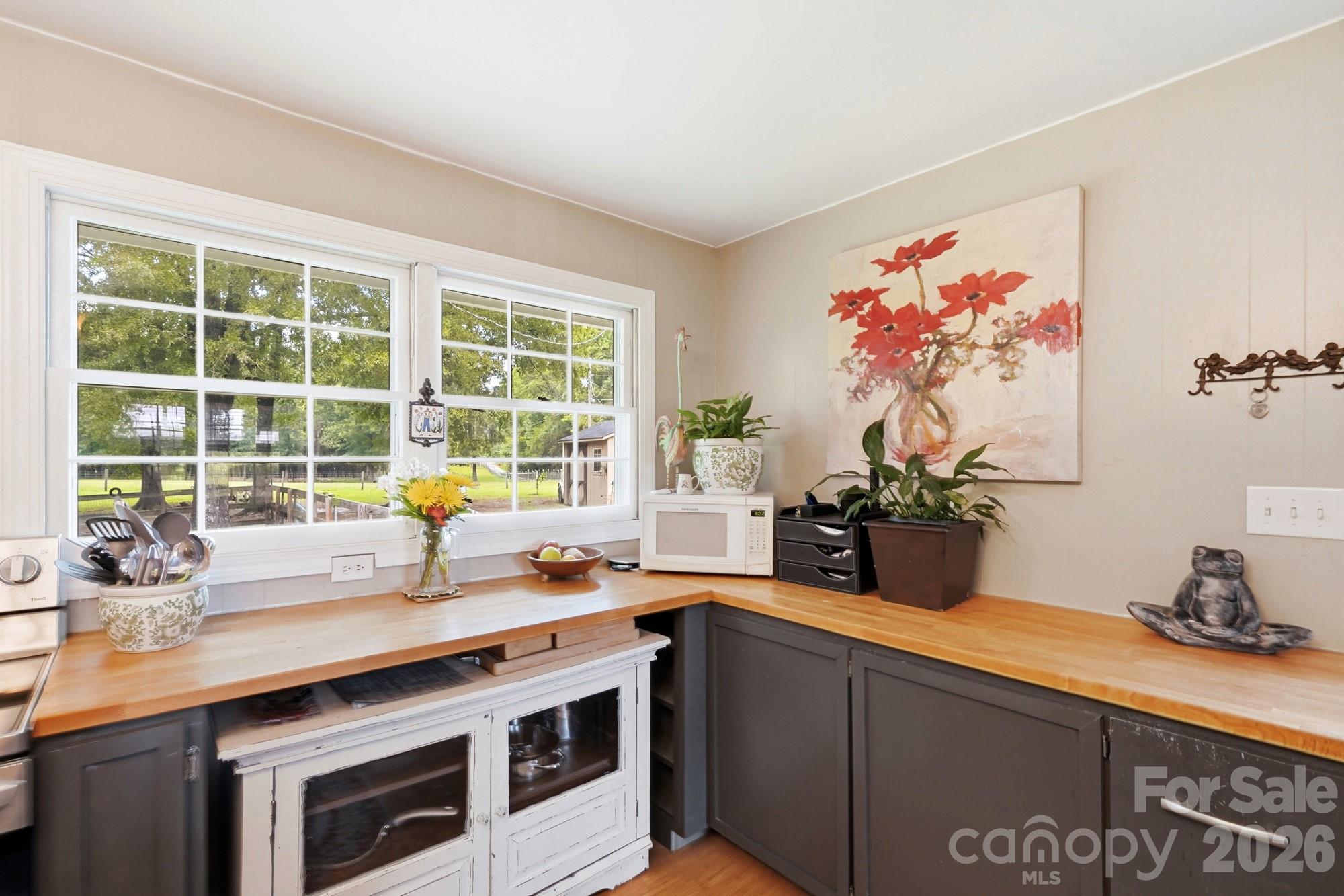 205 Airport Road Property Photo 19