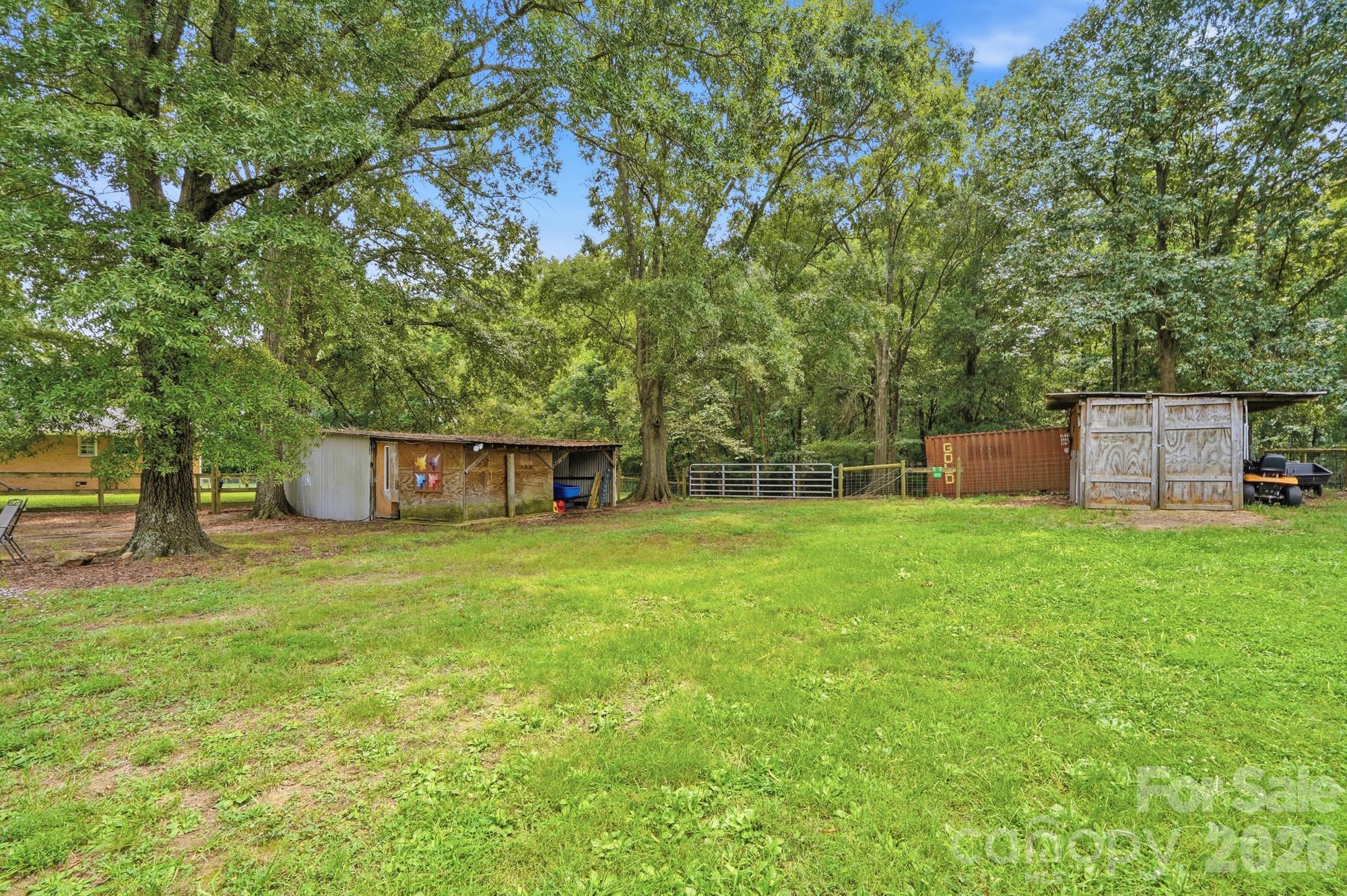 205 Airport Road Property Photo 32