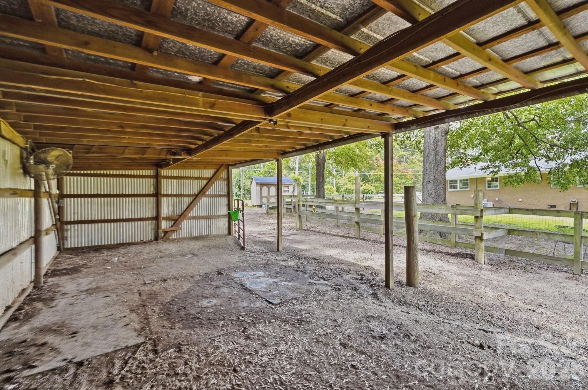 205 Airport Road Property Photo 37