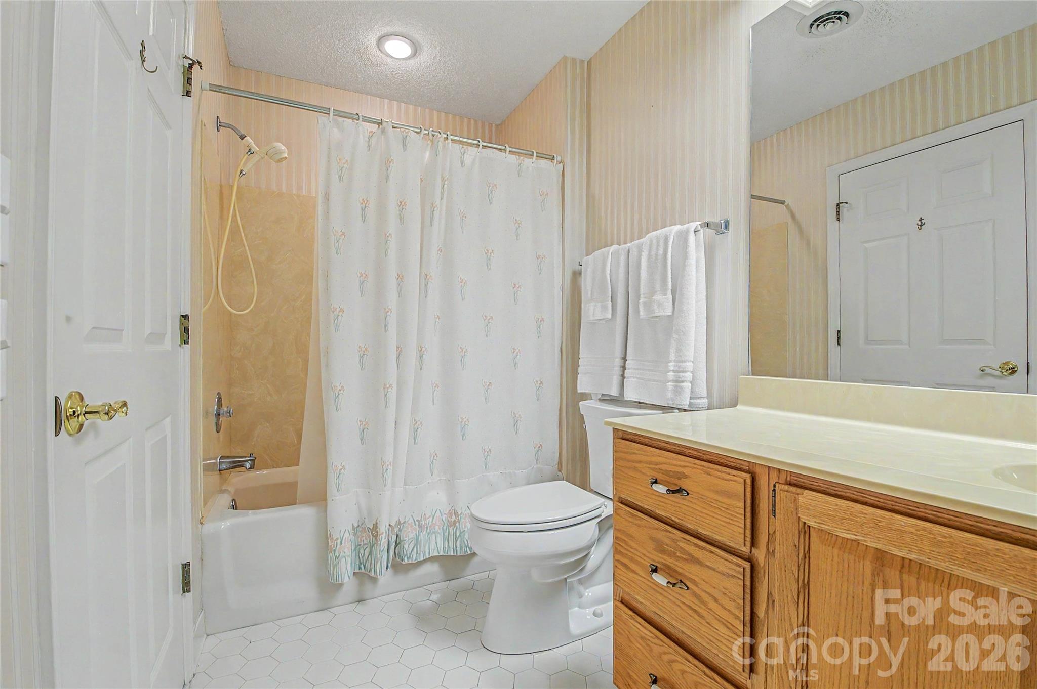 104 Overlook Drive Property Photo 37