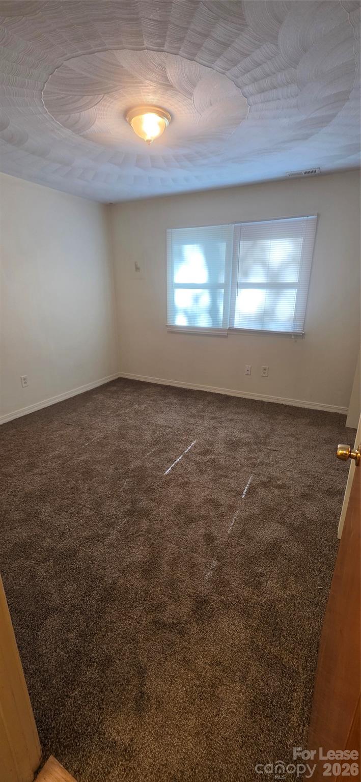 1075 7th Avenue Property Photo 8