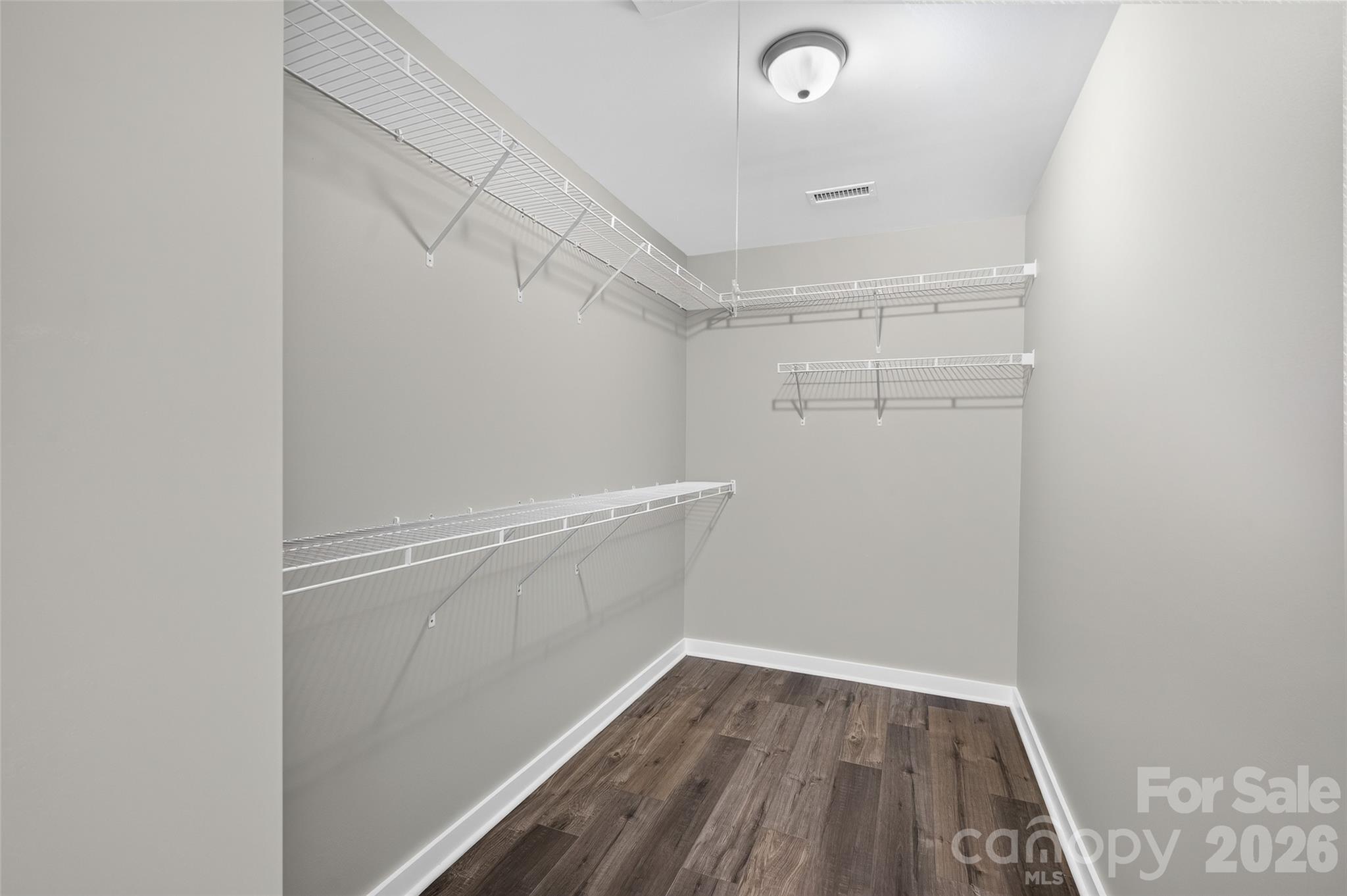405 Falls Avenue Property Photo 14