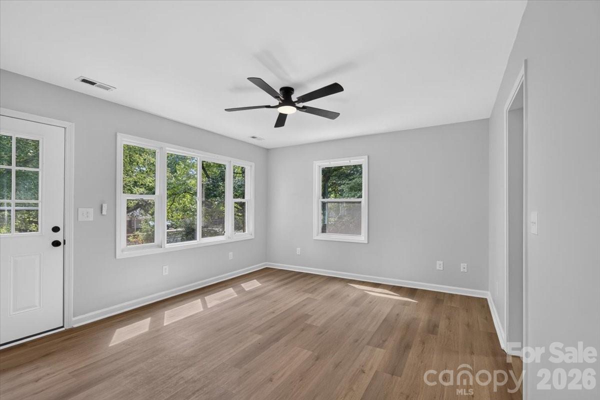 9828 Starwood Drive Property Photo 8